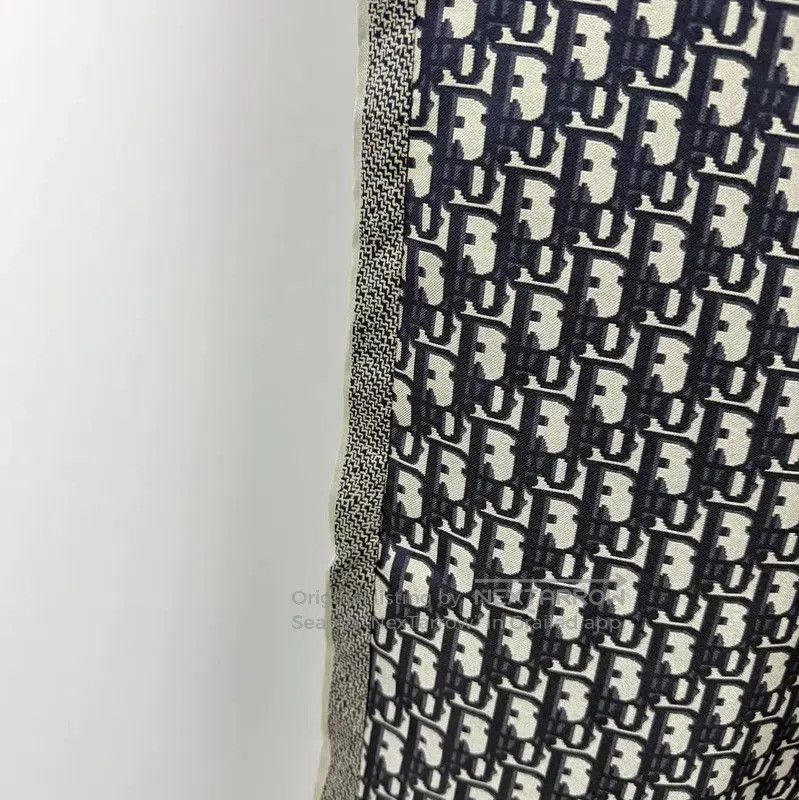 Dior Dior Color-Block Silk Casual Pants for Women . Size 23" - 5 Thumbnail