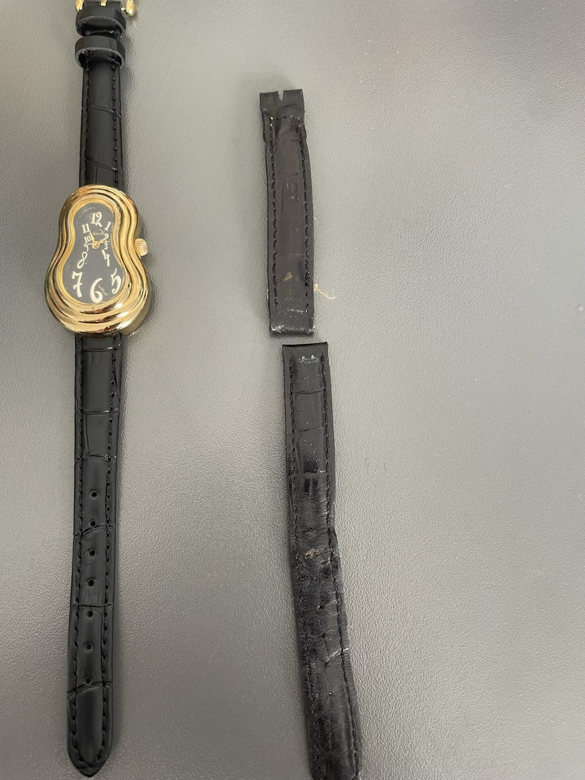 Vintage Vintage Demart Unique Salvador Dali Soft watch Unisex Gold Size ONE SIZE - 5 Thumbnail
