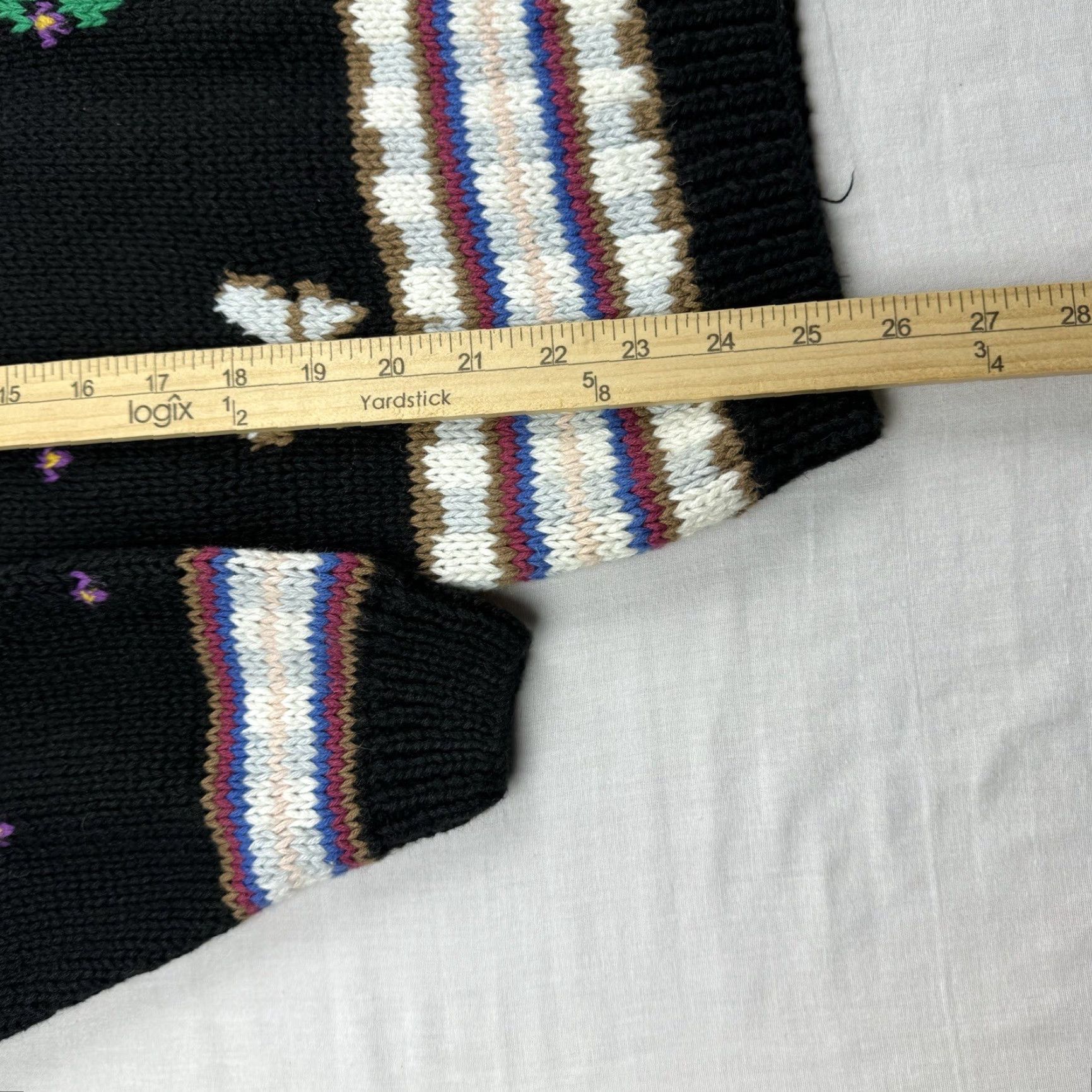 Vintage VINTAGE Jade Floral Sweater Womens M Black 90s 80s Flower Pullover Knit Easy Cute Fun Womens Size M / US 6-8 / IT 42-44 - 6 Thumbnail