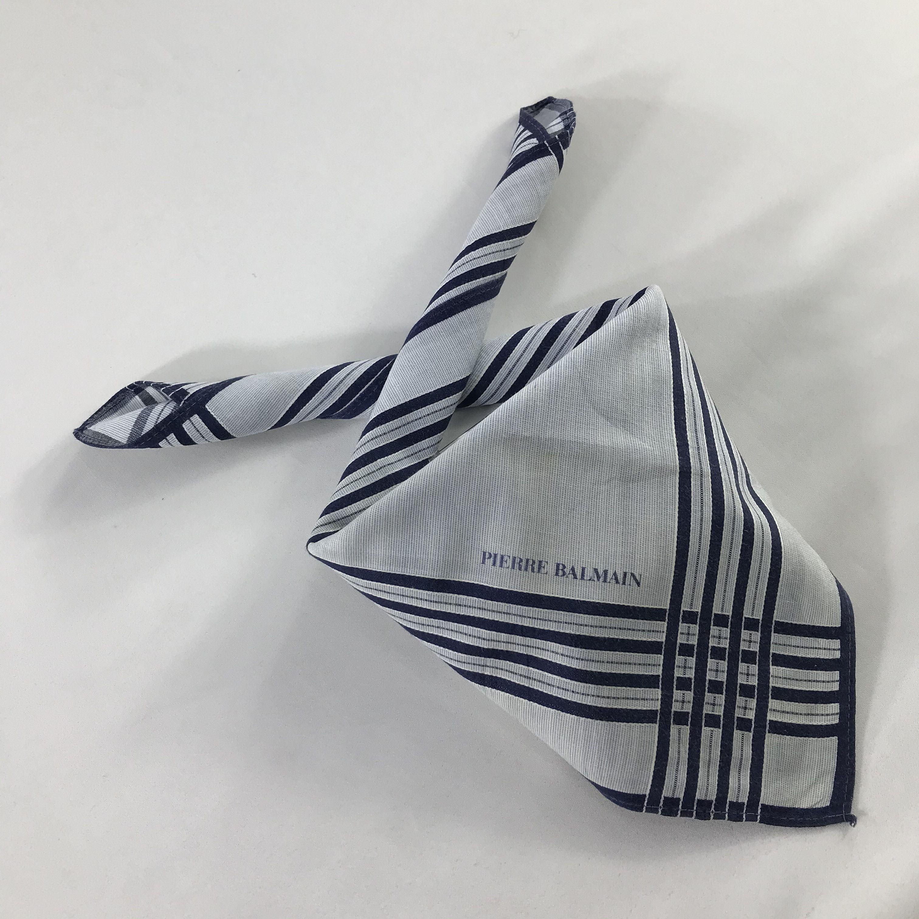 Pierre Balmain × Vintage Pierre Balmain Bandana / Handkerchief / Neckerchief - S425 Size ONE SIZE - 4 Thumbnail