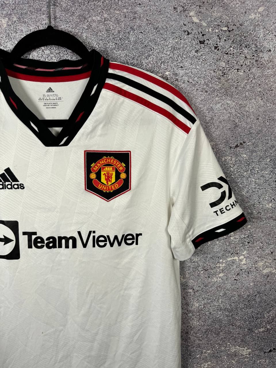 Adidas CASEMIRO Manchester United 2022/23 Away Adidas Soccer Jersey Size US S / EU 44-46 / 1 - 3 Thumbnail