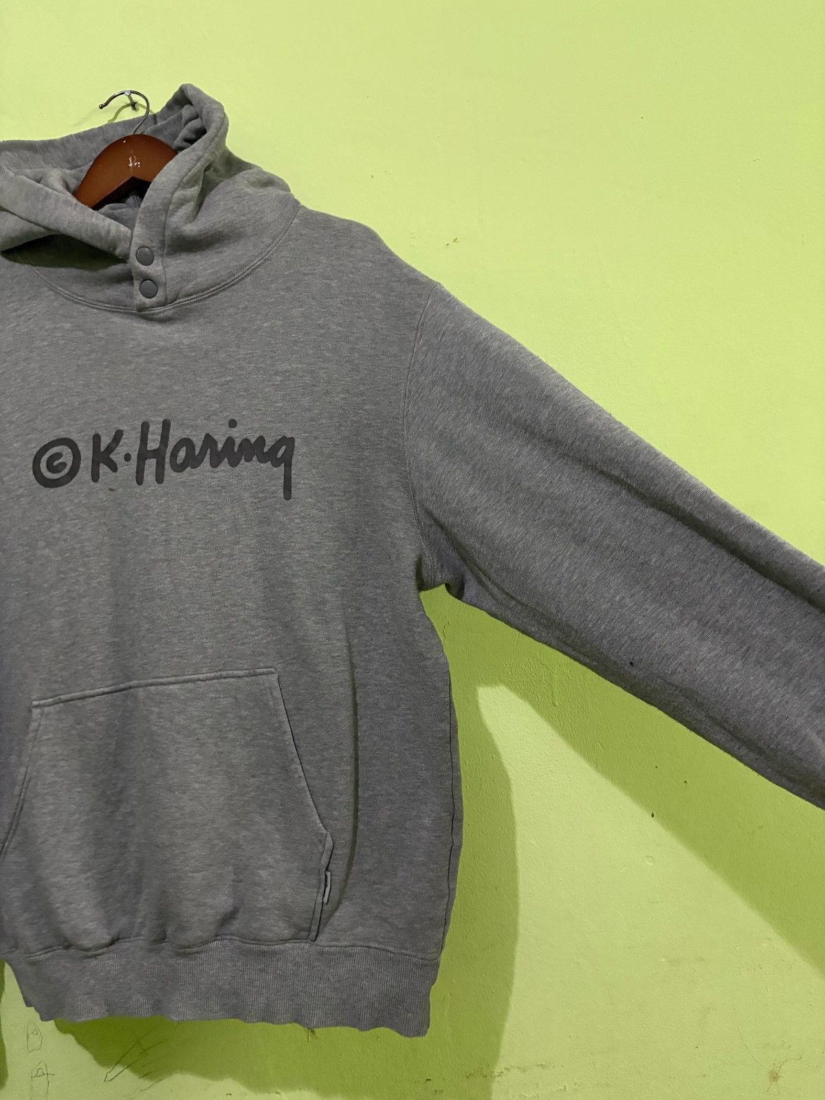 Keith Haring × Uniqlo Vintage Keith Haring Uniqlo Hoodie Pop Art Design Size US L / EU 52-54 / 3 - 3 Thumbnail