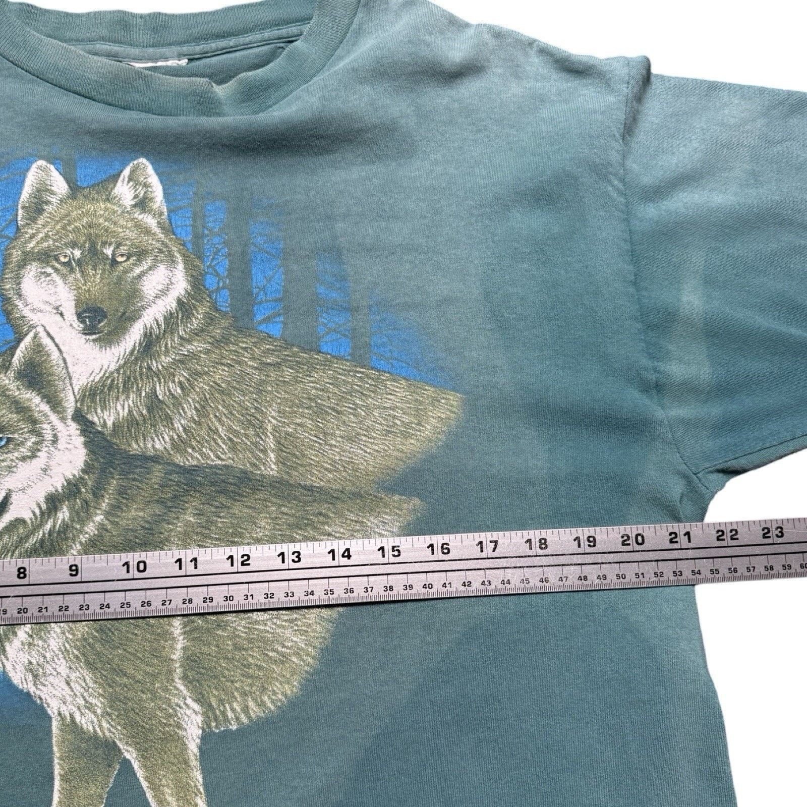 Vintage Vintage 90s Pikes Peak Faded Green Wolf Graphic T Shirt L Size US L / EU 52-54 / 3 - 4 Thumbnail