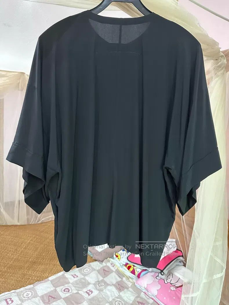 Givenchy Givenchy Silk Shirt Size XXS / US 00 / IT 34 - 2 Thumbnail
