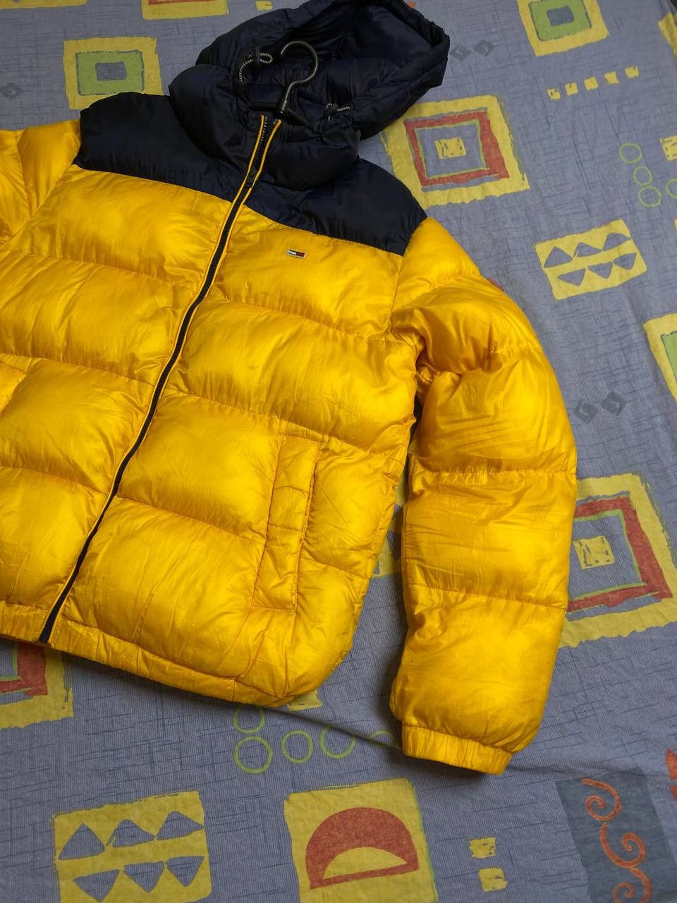 Tommy Hilfiger Vintage 90s Tommy Hilfiger windbreaker jacket Size US XS / EU 42 / 0 - 3 Thumbnail