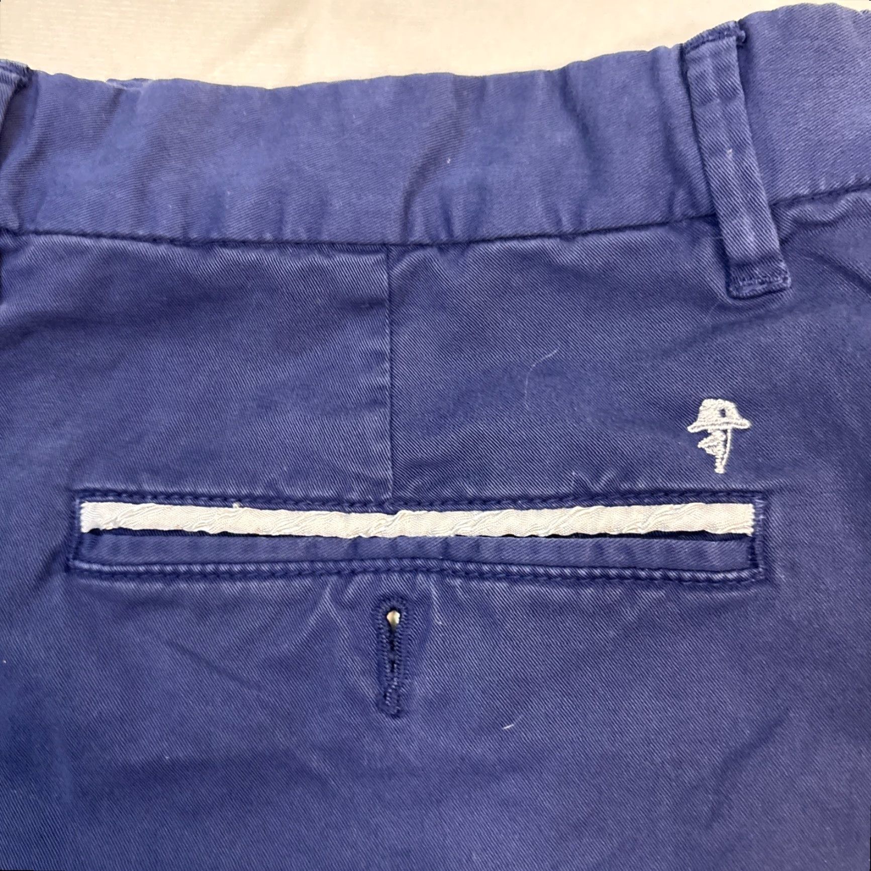 Robert Graham Robert Graham Chino Shorts Men’s 34 Waist Blue Mens Regular 34 Chino Shorts Robert Graham Blue Men’s 34 Waist Size US 34 / EU 50 - 4 Thumbnail