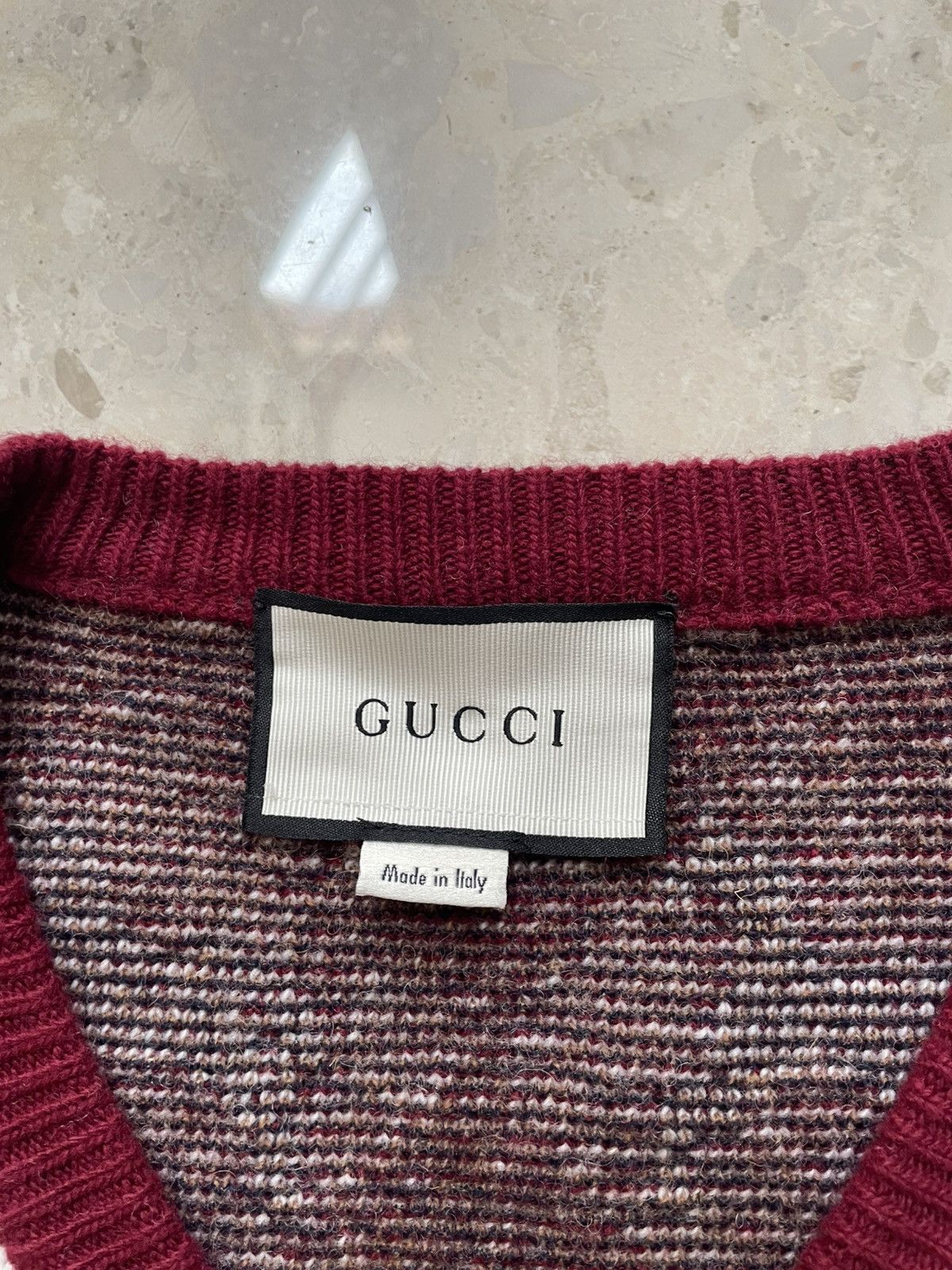 Gucci Gucci Horse Tile Wool V-Neck Logo Sweater Size US S / EU 44-46 / 1 - 2 Thumbnail