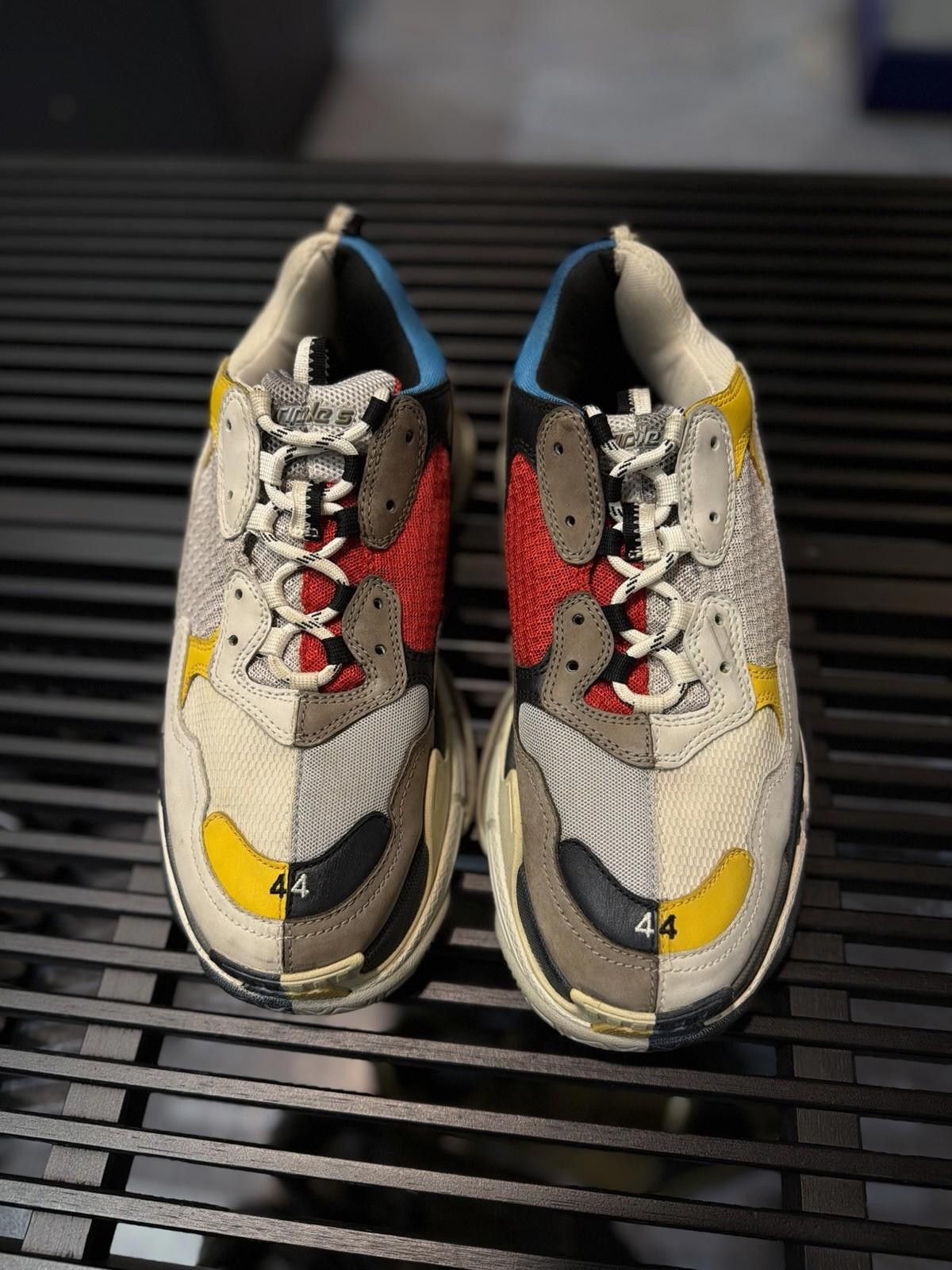 Balenciaga Balenciaga Triple S Men’s Multicolored Sneakers 44EU/11US Size US 11 / EU 44 - 11 Thumbnail