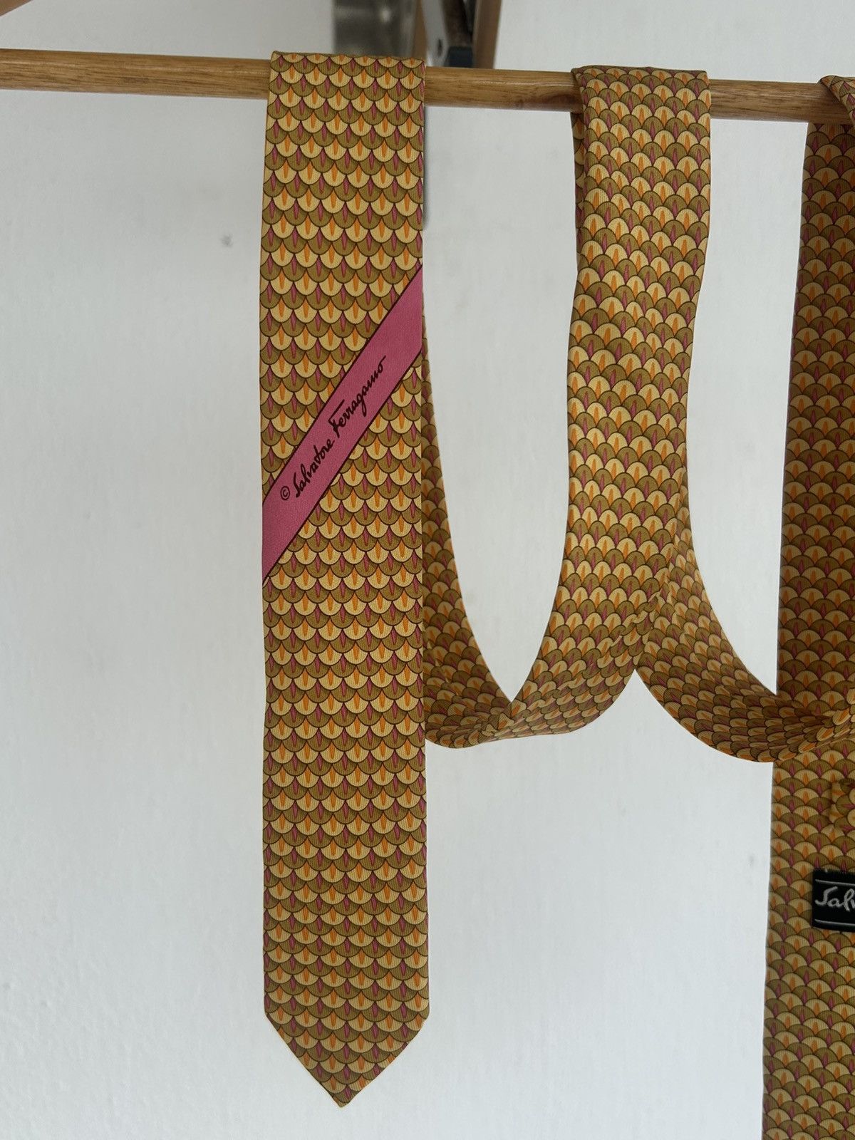 Salvatore Ferragamo Salvatore Ferragamo Vintage Tie Gold Size ONE SIZE - 5 Thumbnail