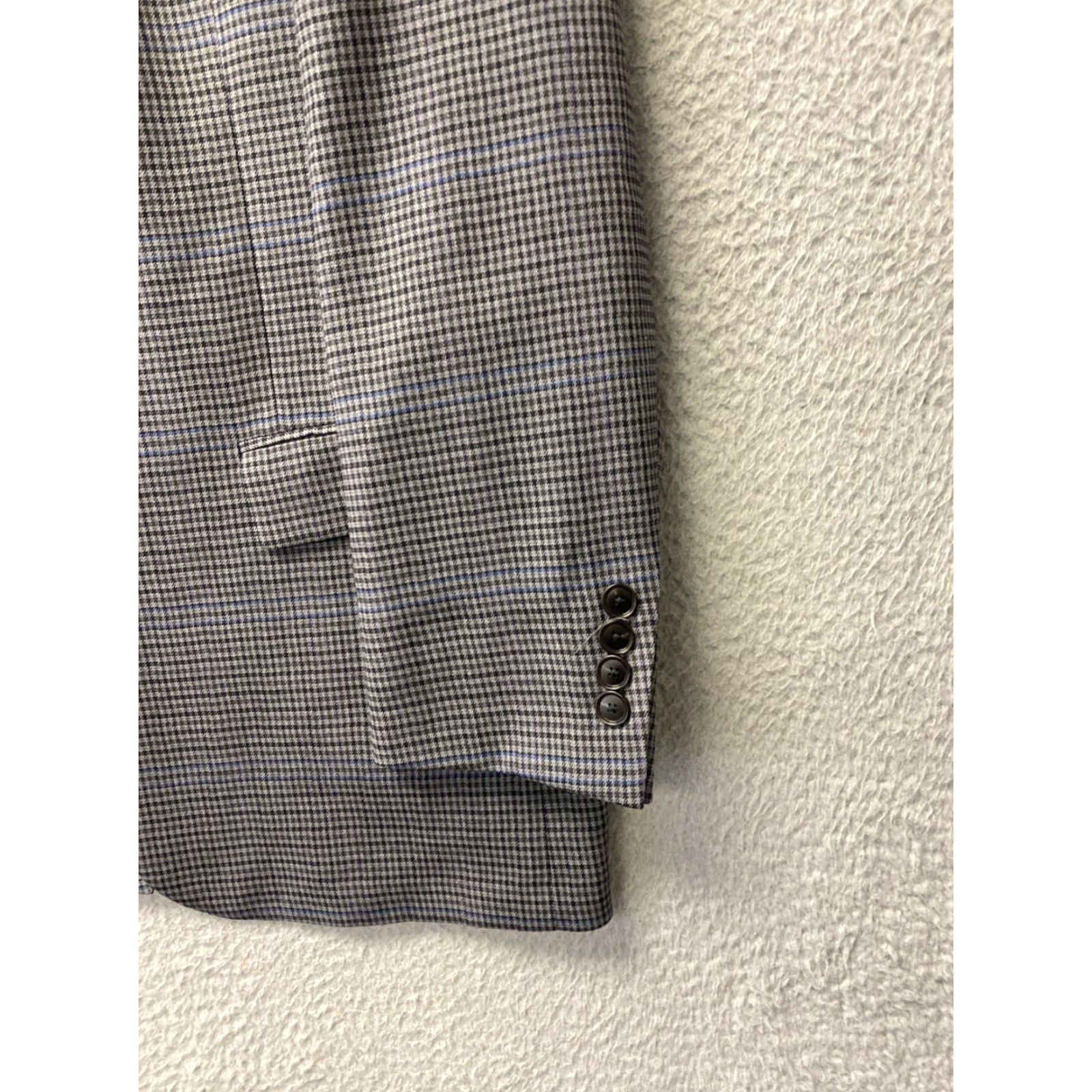 Hart Schaffner Marx VINTAGE Hart Schaffner Marx Men's Blue Gray Wool Sport Coat Jacket 42S Regular Fit Plaid Business Casual Size US XS / EU 42 / 0 - 3 Thumbnail