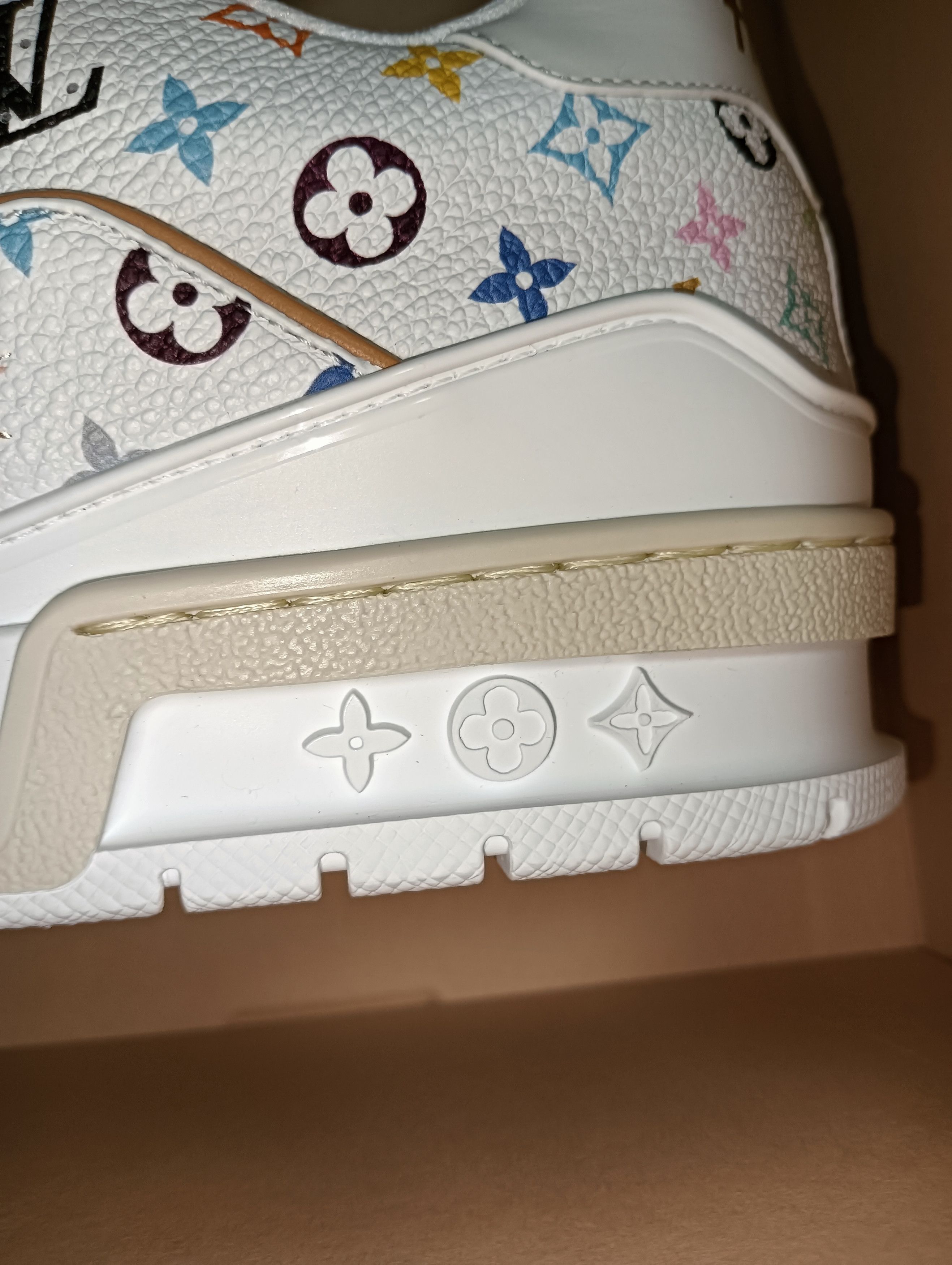 Louis Vuitton × Takashi Murakami Takashi Murakami Line Sneakers Size US 11.5 / EU 44-45 - 4 Thumbnail