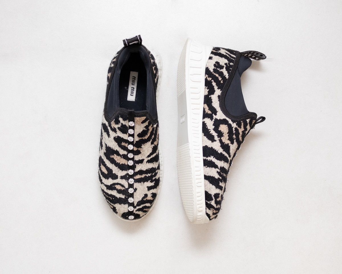 Miu Miu 830$MRP MIU MIU Women's Run Logo Sneakers SZ:EU:37/US:7 Size US 7 / IT 37 - 1 Thumbnail