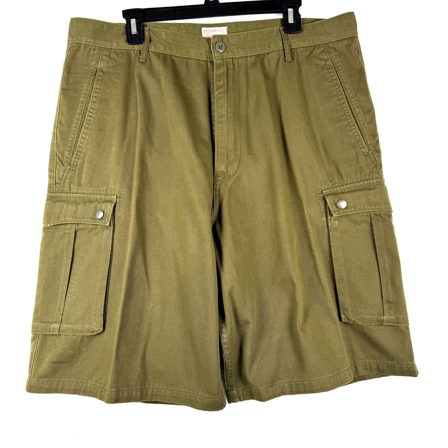 Levi's Levi's Cargo Shorts Men 36 Olive Green Relaxed Baggy Pocket Cotton 10" Inseam Cargo Pockets Summer Casual Regular Size US 36 / EU 52 - 2 Thumbnail