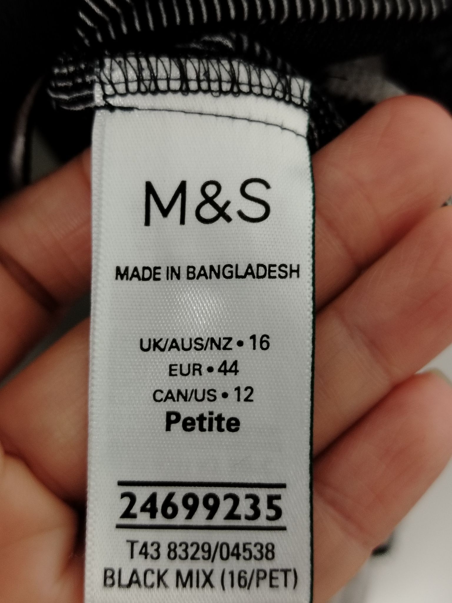 Other M&S Blouse Womens UK 16 Petite Black White Check Short Size XXL / US 16-18 / IT 52-54 - 4 Thumbnail