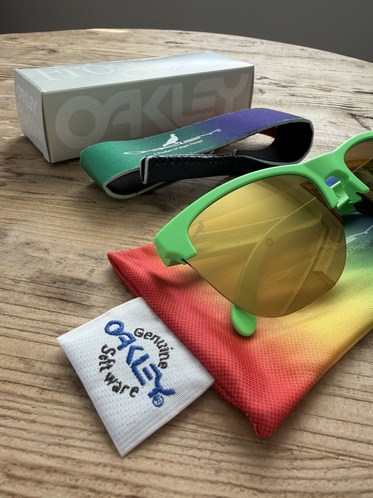 Oakley New Oakley x Staple Frogskins Sunglasses ROYGBIV Limited 24k Size ONE SIZE - 3 Thumbnail
