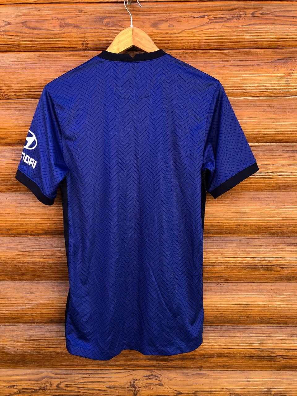 Nike CHELSEA 2019 2020 FOOTBALL SHIRT SOCCER JERSEY NIKE Size US S / EU 44-46 / 1 - 3 Thumbnail