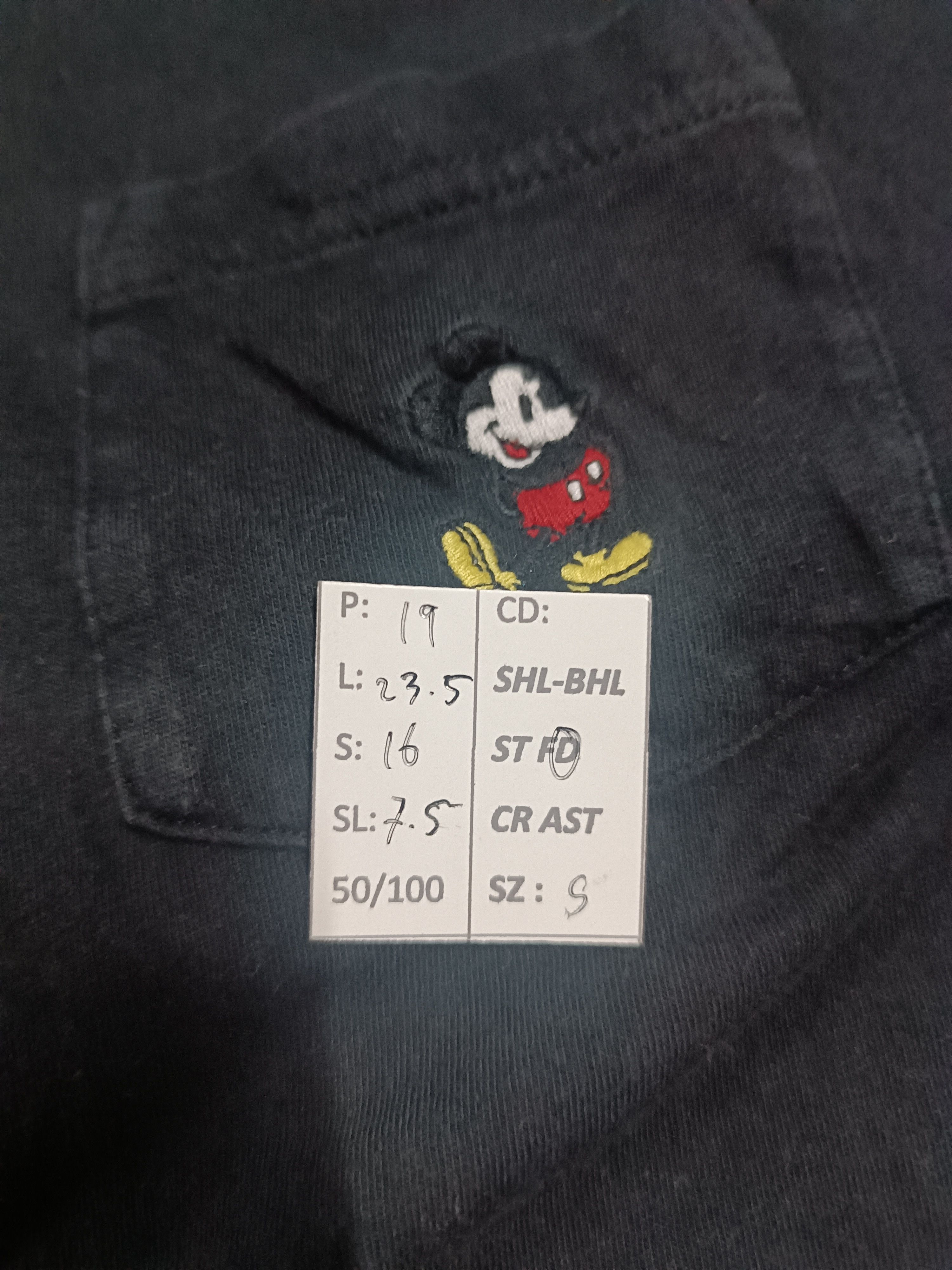 Mickey Mouse VINTAGE Y2K MICKEY MOUSE SMALL LOGO TEE CUTE GOOFY PLUTO Size US S / EU 44-46 / 1 - 13 Thumbnail