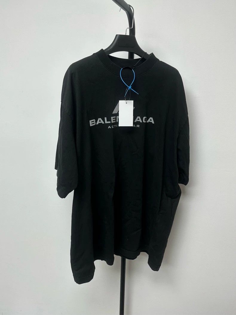 Balenciaga Balenciaga Reflective logo short sleeve T-shirt Size US XL / EU 56 / 4 - 1 Thumbnail
