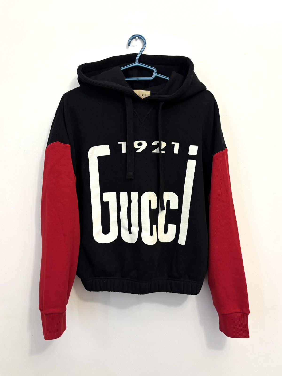 Gucci Gucci 1921 Cropped Hoodie Size M / US 6-8 / IT 42-44 - 1 Thumbnail