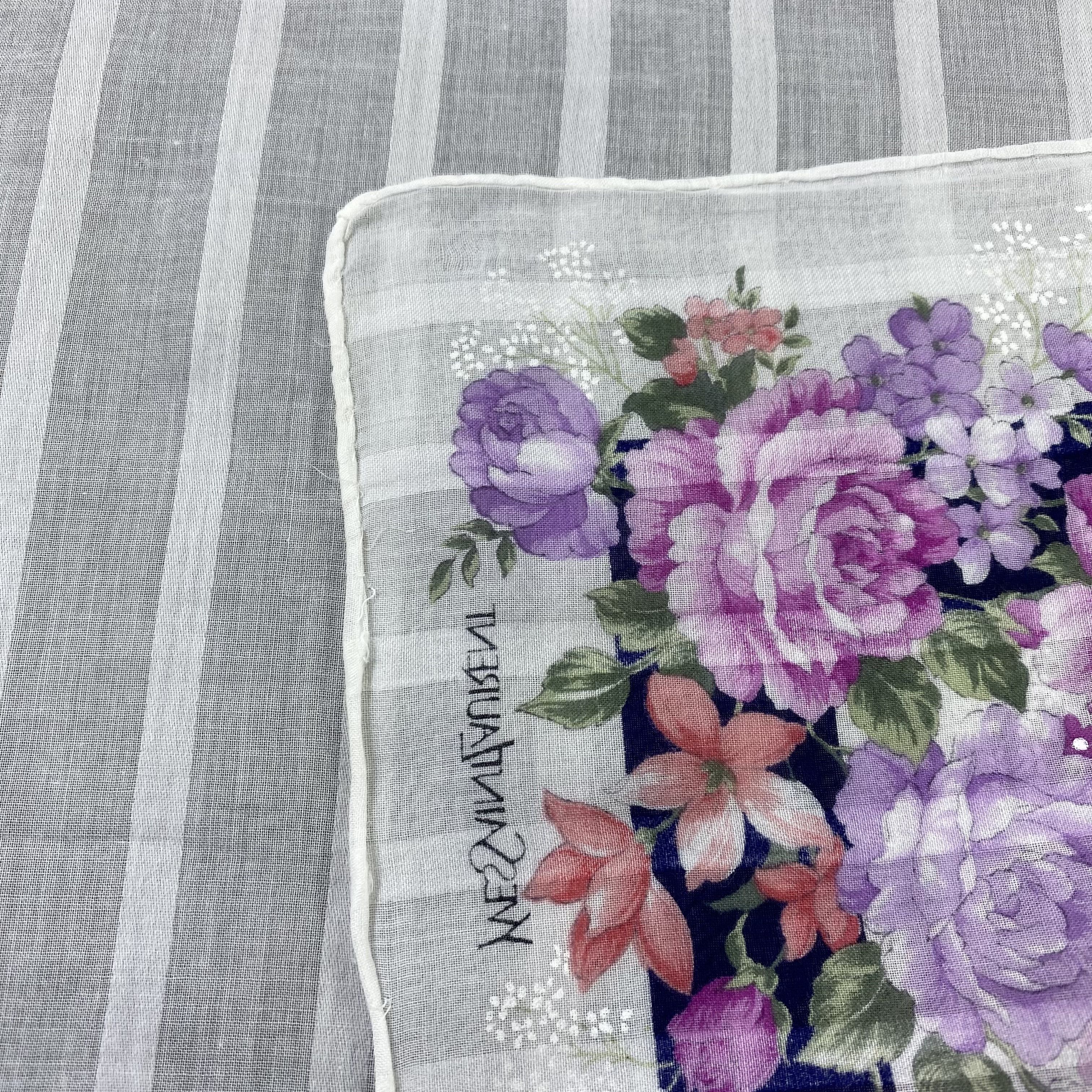 Yves Saint Laurent Yves Saint Laurent Handkerchief /Bandana / Neckerchief-B1545 Size ONE SIZE - 6 Thumbnail
