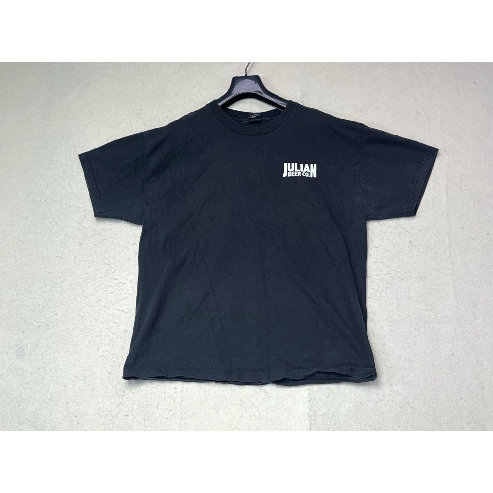 Hanes The Julian Beer CO Ca Graphic Breweries T Shirt XL Black Cotton Short Sleeve Men Hanes Beefy-T Size US XL / EU 56 / 4 - 2 Thumbnail
