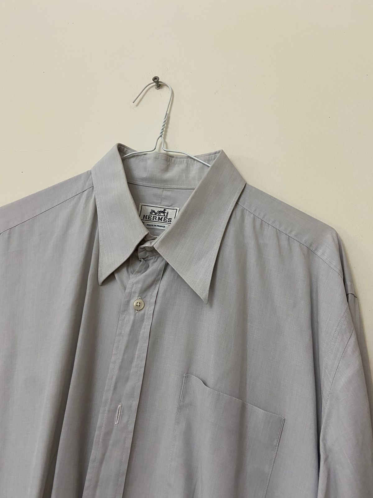 Hermes Hermes Gray Dress Shirt Size 17/43 Rare Classic Size US L / EU 52-54 / 3 - 1 Thumbnail