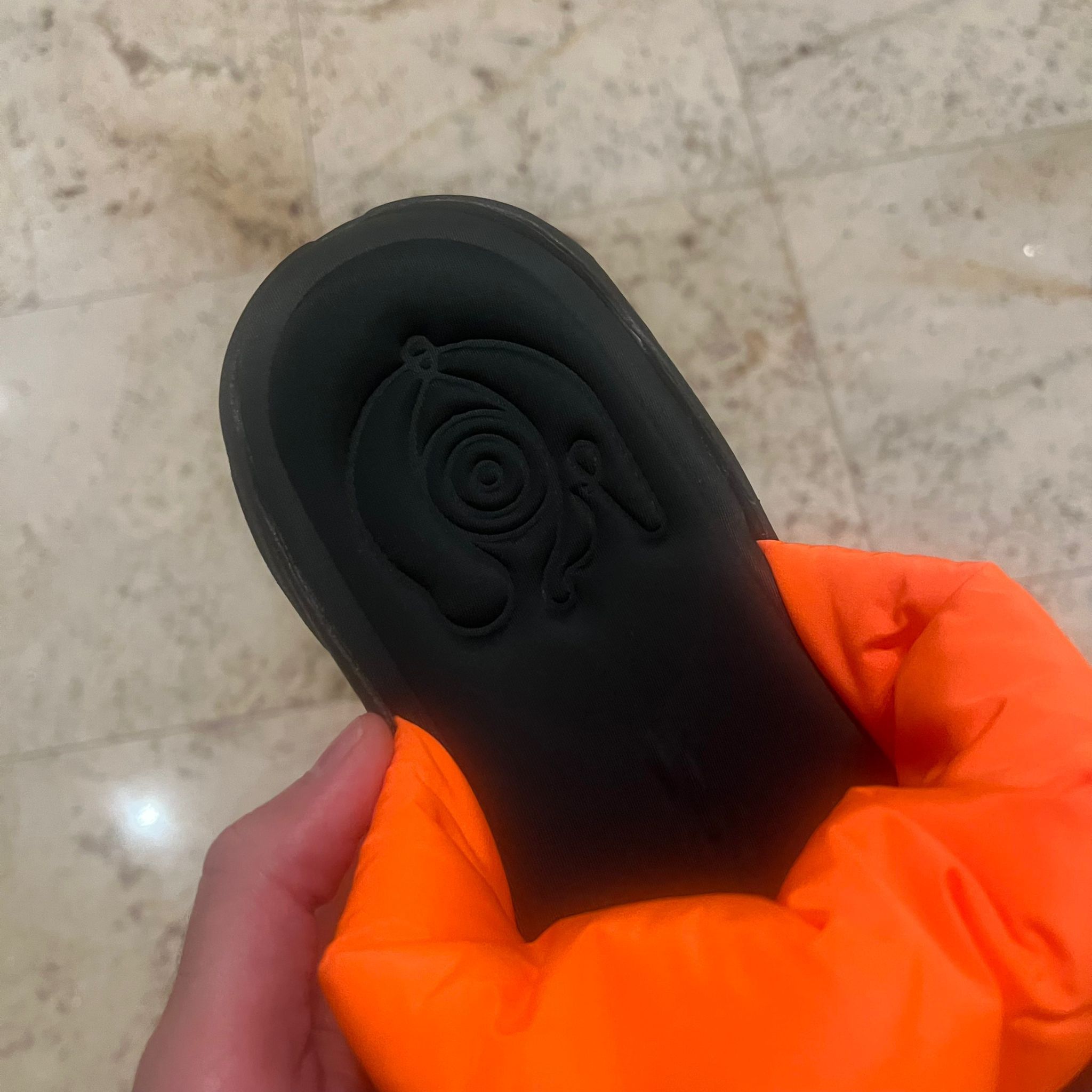 Loewe Pleated Slides in Neon Orange Size US 8 / EU 41 - 4 Thumbnail