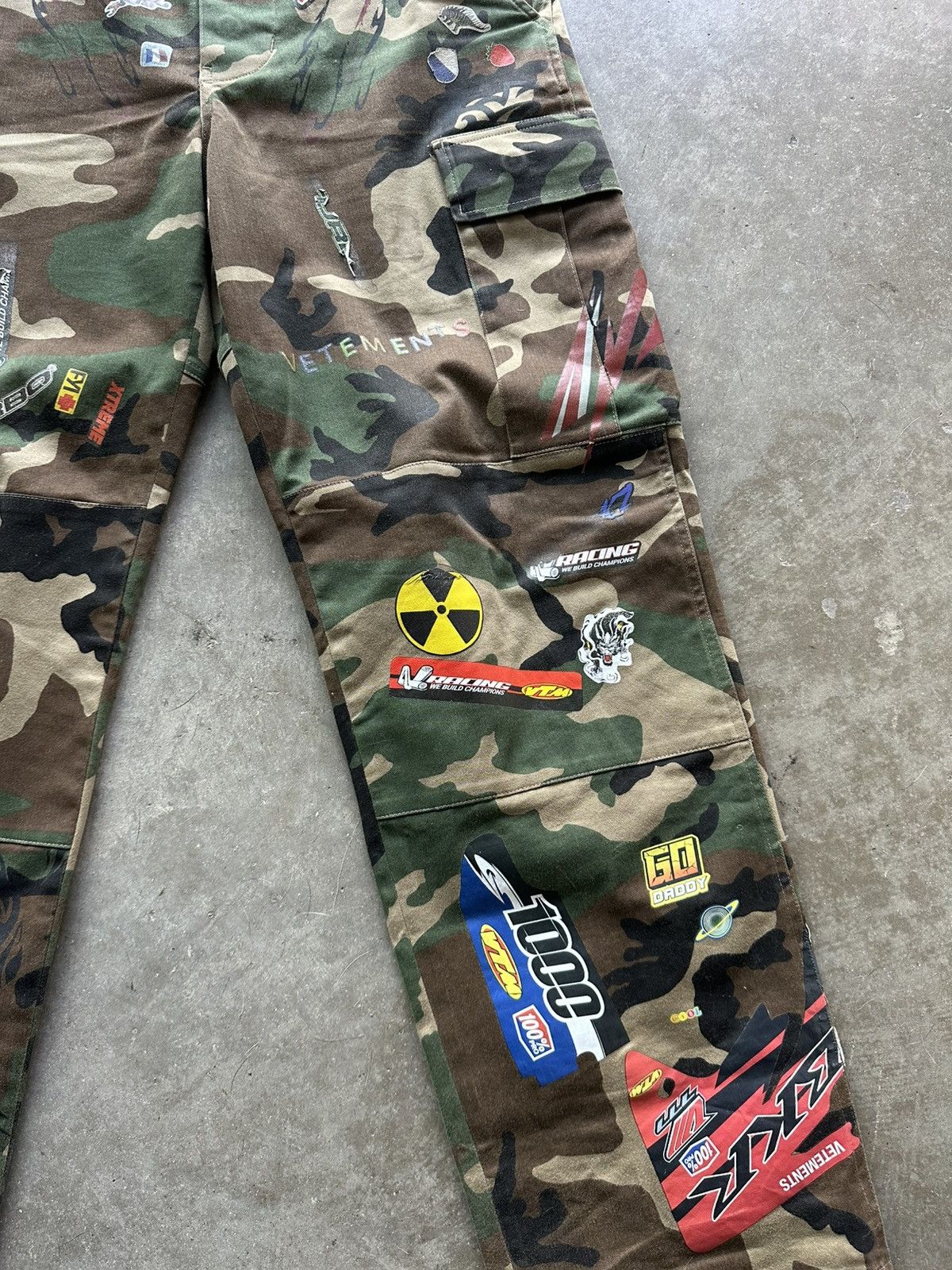 Vetements 2019 Vetements Camo Sticker Pants Size US 32 / EU 48 - 3 Thumbnail