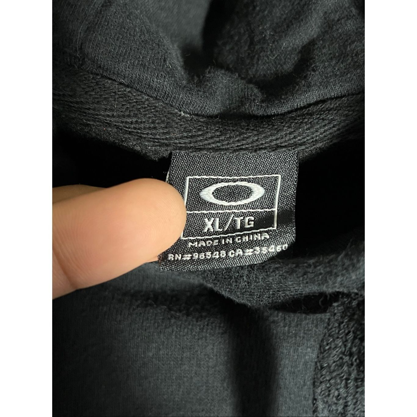 Oakley Vintage Y2K Oakley Logo Pullover Hoodie Size US XL / EU 56 / 4 - 3 Thumbnail
