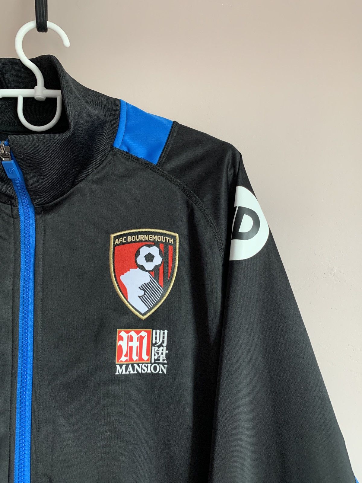 Other AFC Bournemouth Zip Football Jacket JD Sports Soccer Size M Size US XL / EU 56 / 4 - 4 Thumbnail