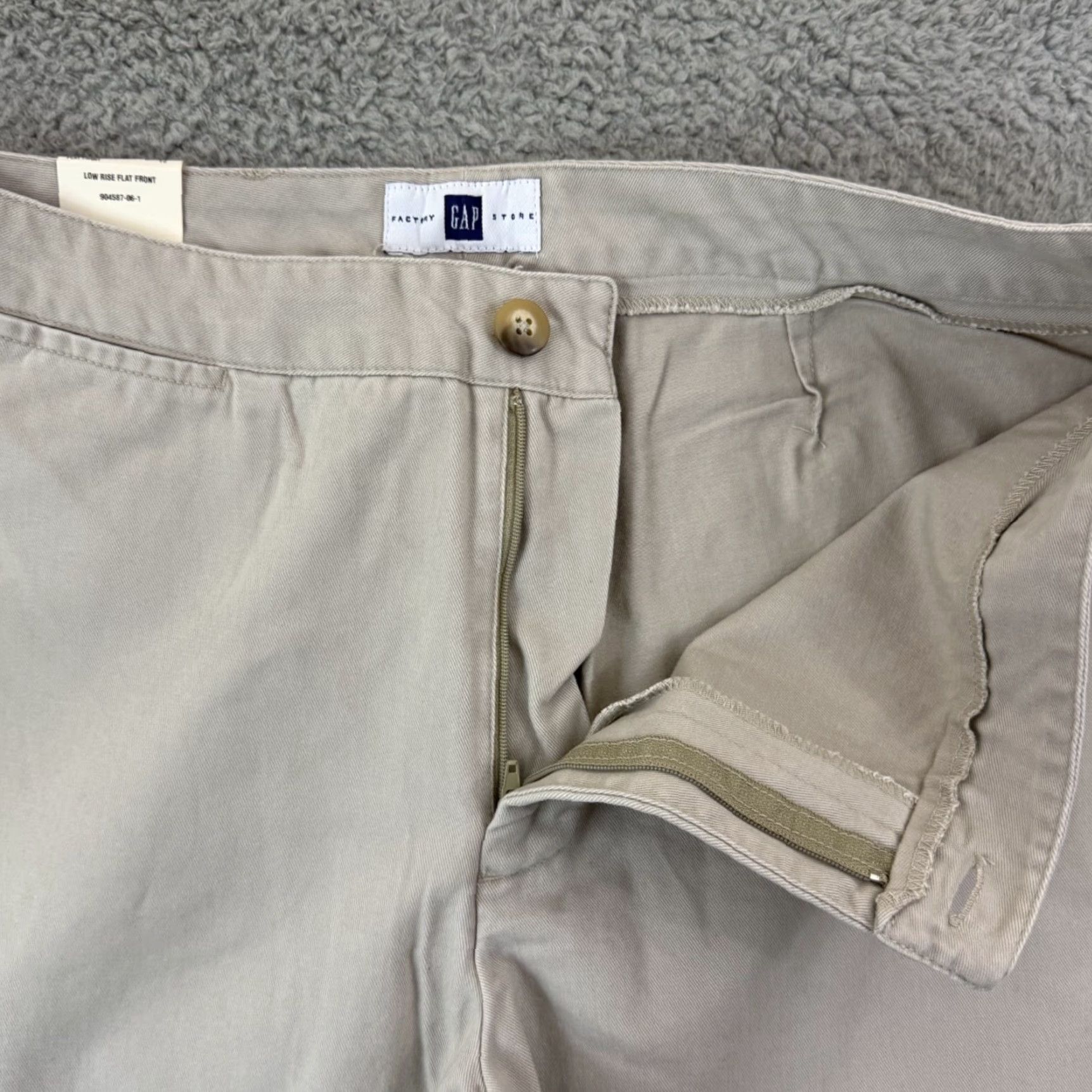 Gap VINTAGE GAP Pants Womens 12 Beige Khaki Low Rise Chino Preppy Career 32x32 NWT Size 34" / US 12 / IT 48 - 4 Thumbnail