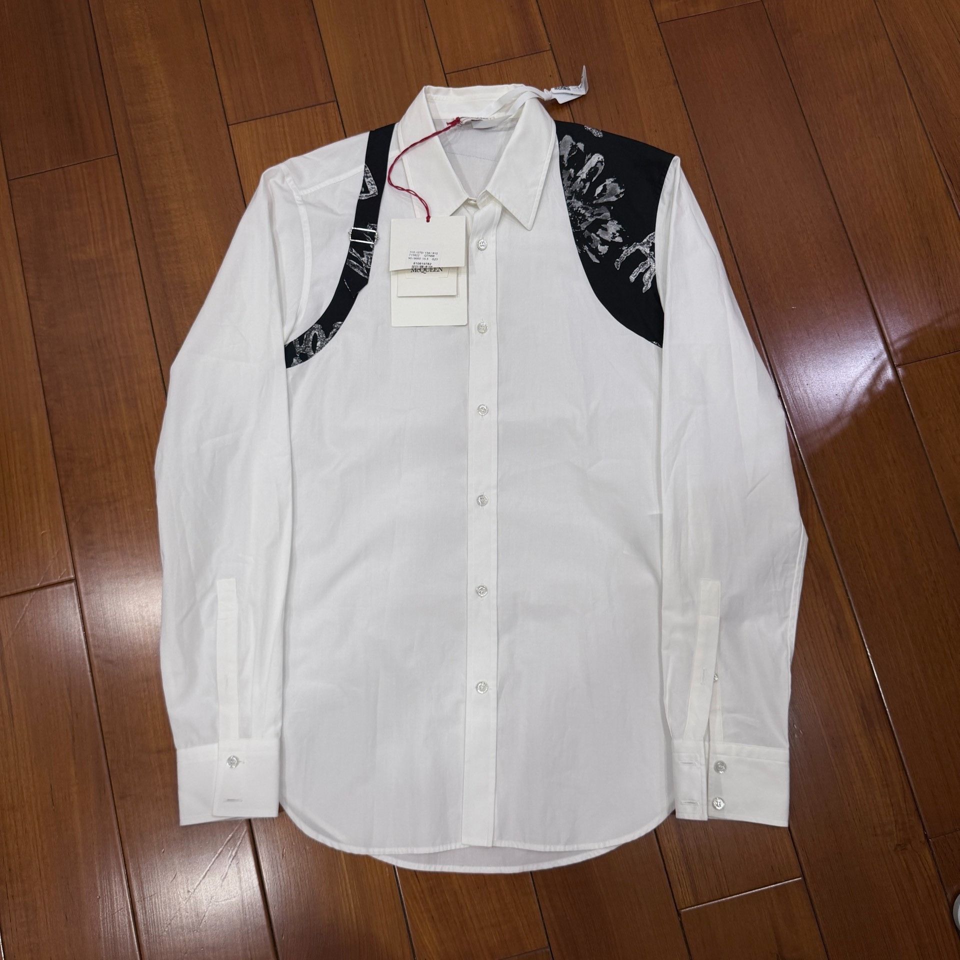 Alexander McQueen Alexander McQueen SS24 One-Shoulder Floral Shirt Size US M / EU 48-50 / 2 - 1 Thumbnail