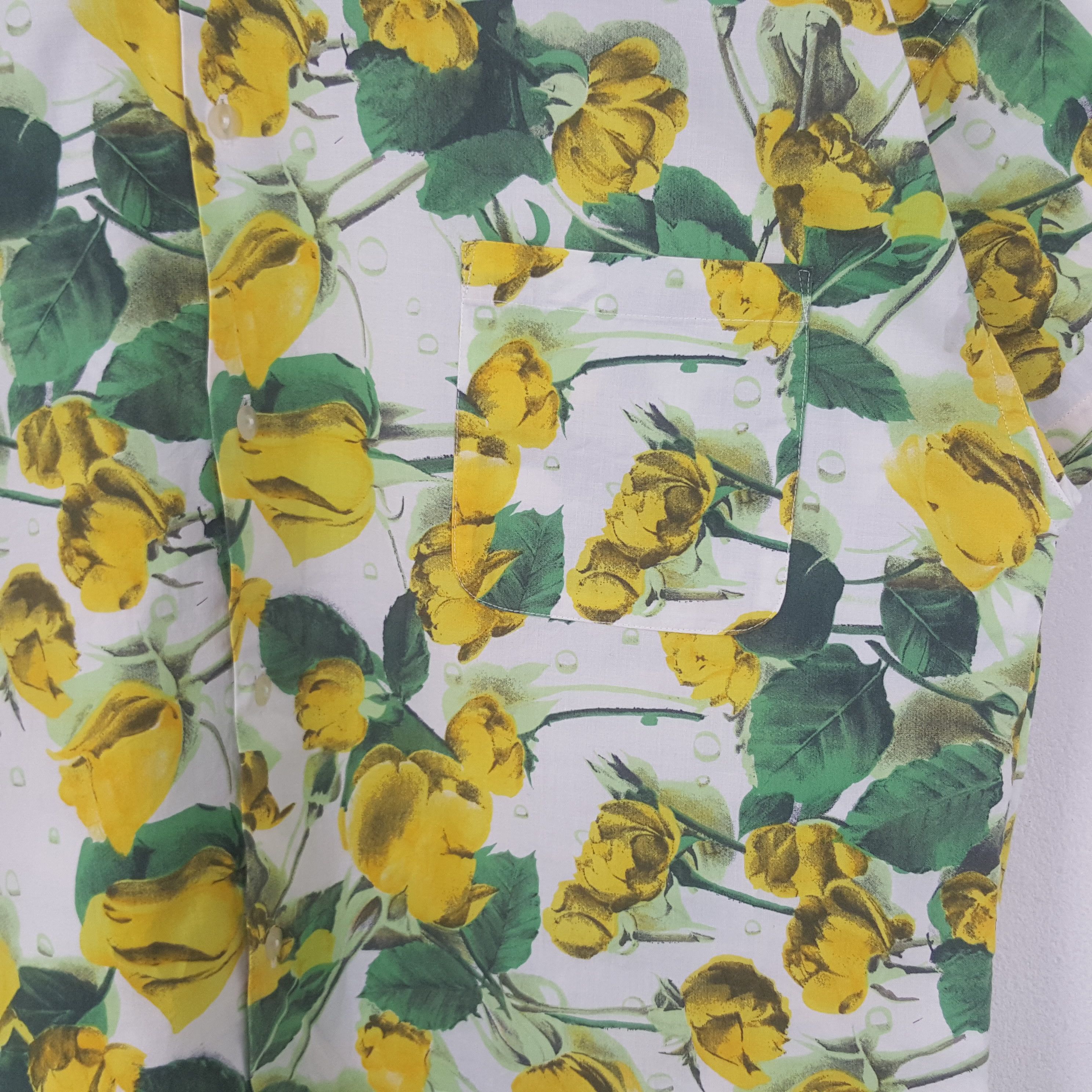 Benetton Vintage Benetton Flowers Art Hawaii Shirt Button Up RR7 Size US L / EU 52-54 / 3 - 2 Thumbnail