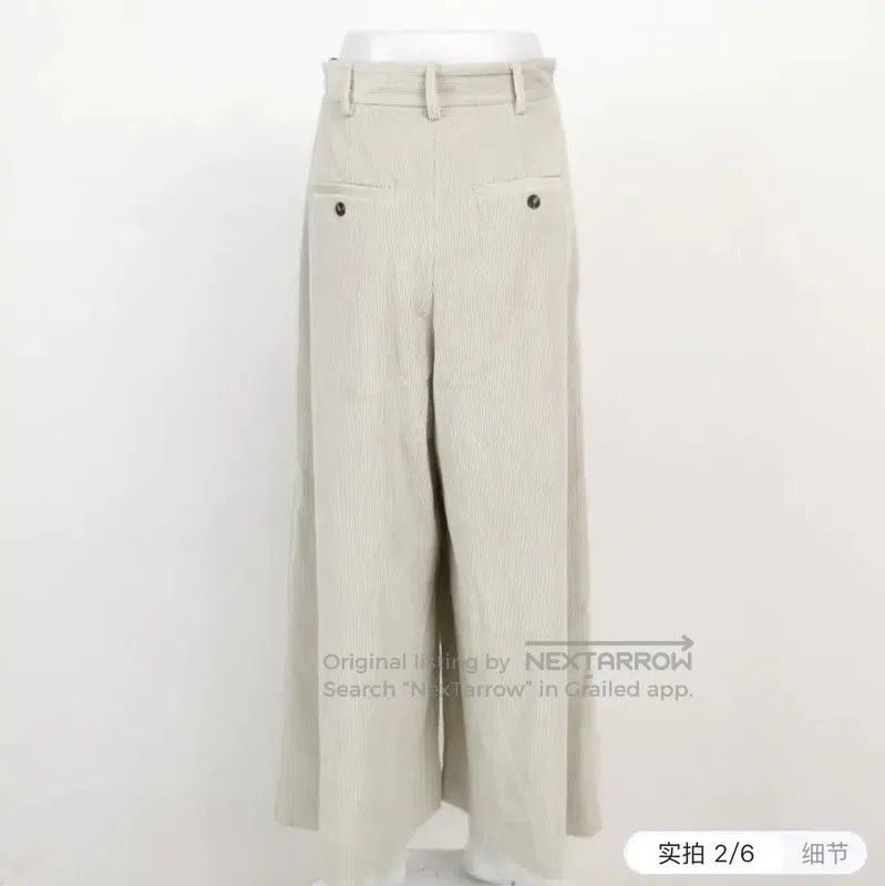 Max Mara MaxMara Women's Casual Cotton Trousers in White . Size 22" - 1 Thumbnail