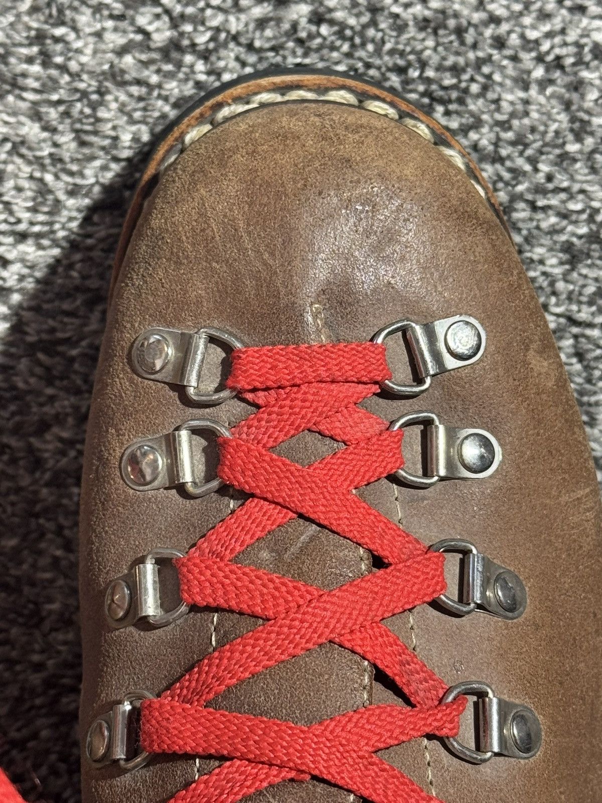 LOWA LOWA Mountaineering Boots Men’s MISMATCHED Sz 6M (R) 5.5M L Size US 6 / EU 39 - 10 Thumbnail