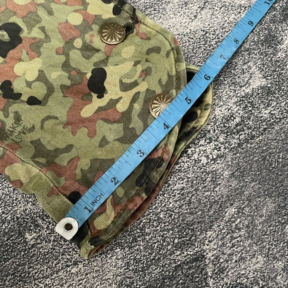 If Six Was Nine SLY camo japanese style y2k punk multi pocket short pants Size US 31 - 17 Thumbnail