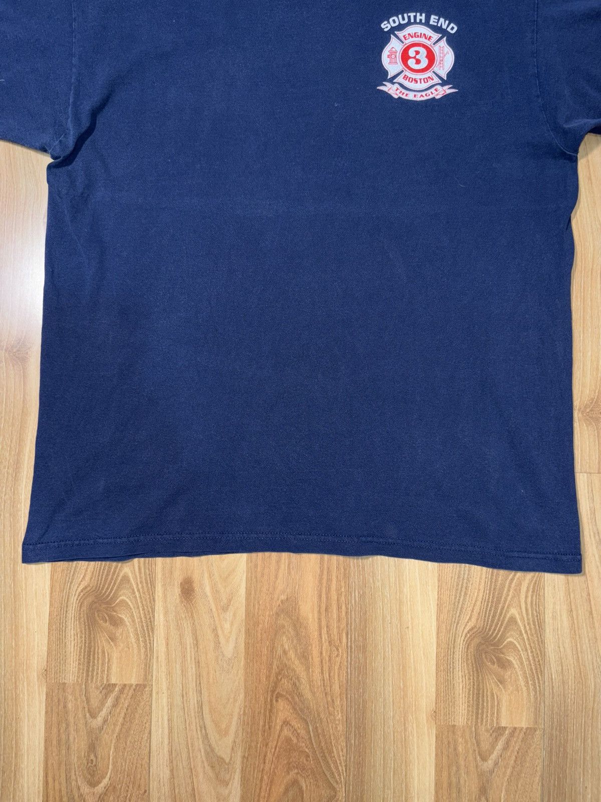 Vintage Vintage Boston Strong Engine 3 South End Fire Dept Tee Size US L / EU 52-54 / 3 - 5 Thumbnail