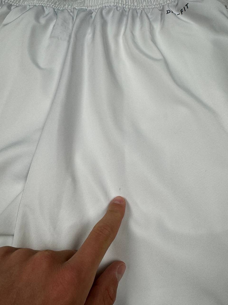 Nike Nike White Men Shorts Size L Size US 33 - 14 Thumbnail
