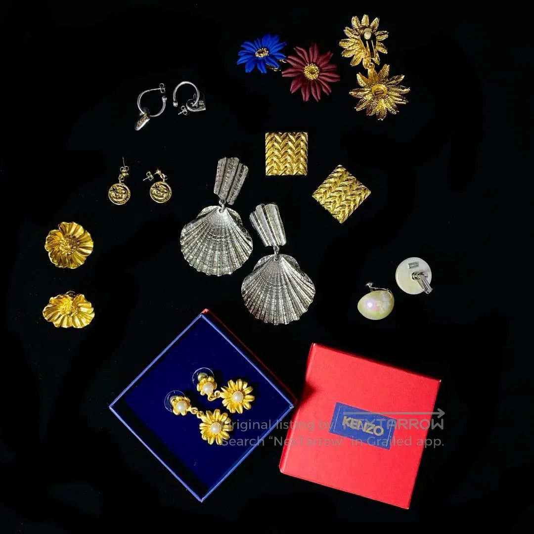 Kenzo Kenzo Sunflower Vintage Ear Clips. Size ONE SIZE - 7 Thumbnail