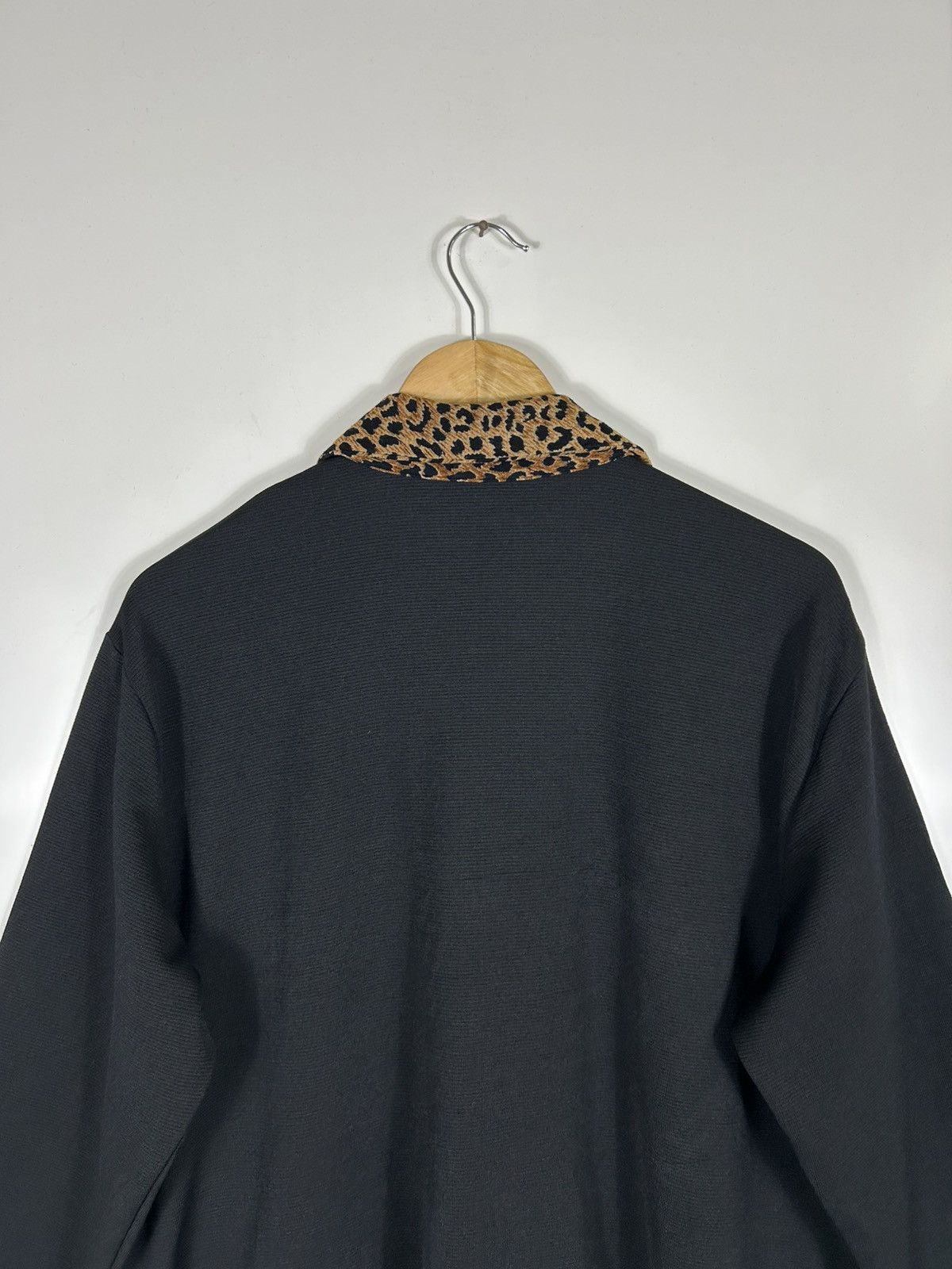 Good Enough ⚡️Vintage Good Enough Leopard Button Up Shirt Size M / US 6-8 / IT 42-44 - 15 Thumbnail