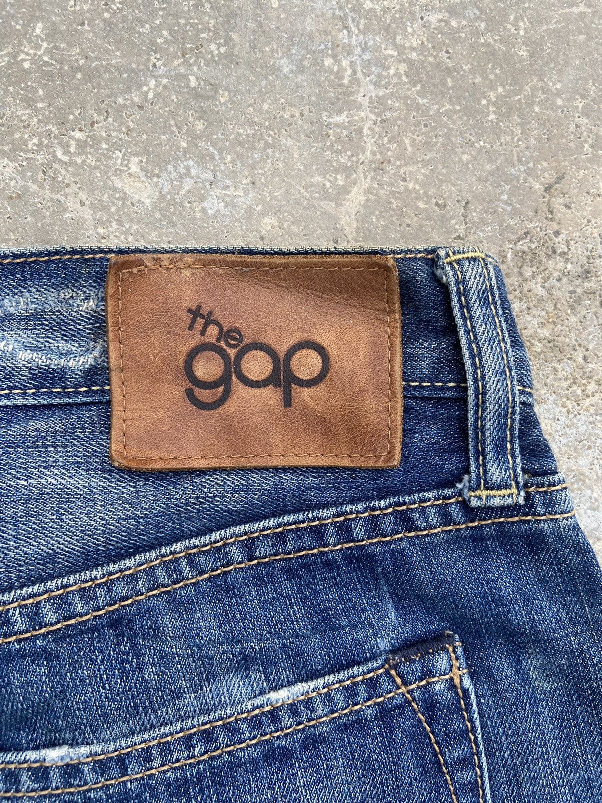 Gap 🔥 Vintage Gap jeans stain wash distressed street fashion Size US 32 / EU 48 - 8 Thumbnail