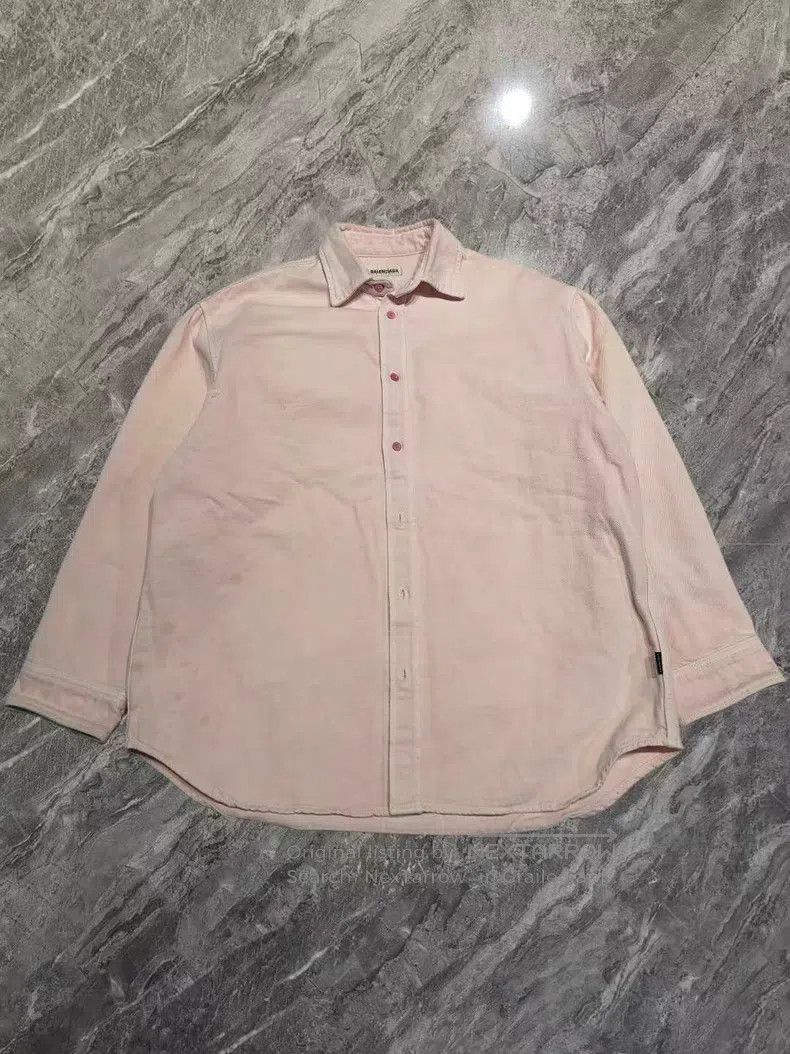 Balenciaga Balenciaga Back logo denim jacket Size XS / US 0-2 / IT 36-38 - 1 Thumbnail