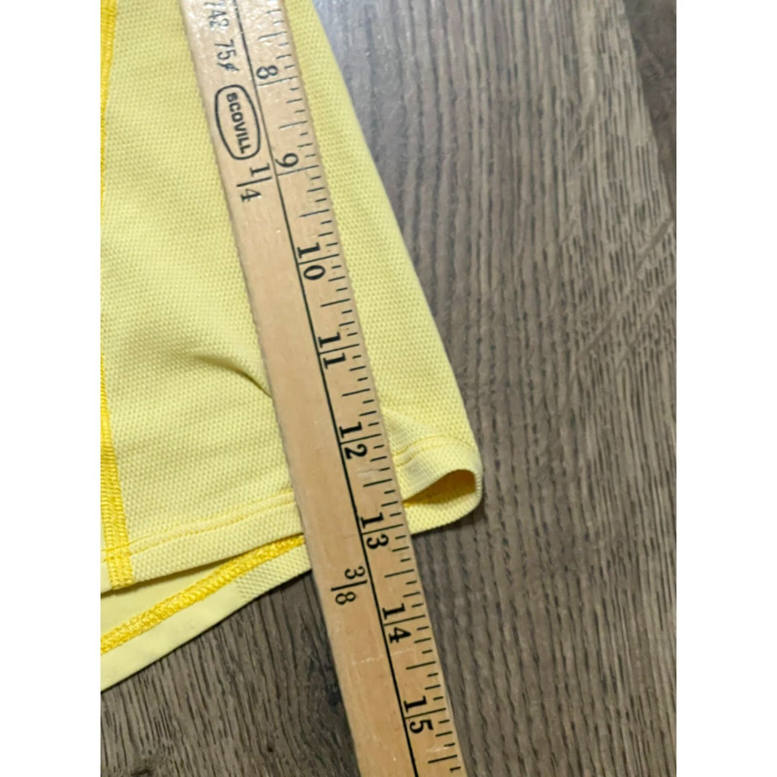 Mountain Hardwear Mountain Hardwear Tank Top Womens XS Yellow Sleeveless Athletic Shirt Tank Top Modern Casual 90s? Size XS / US 0-2 / IT 36-38 - 4 Thumbnail