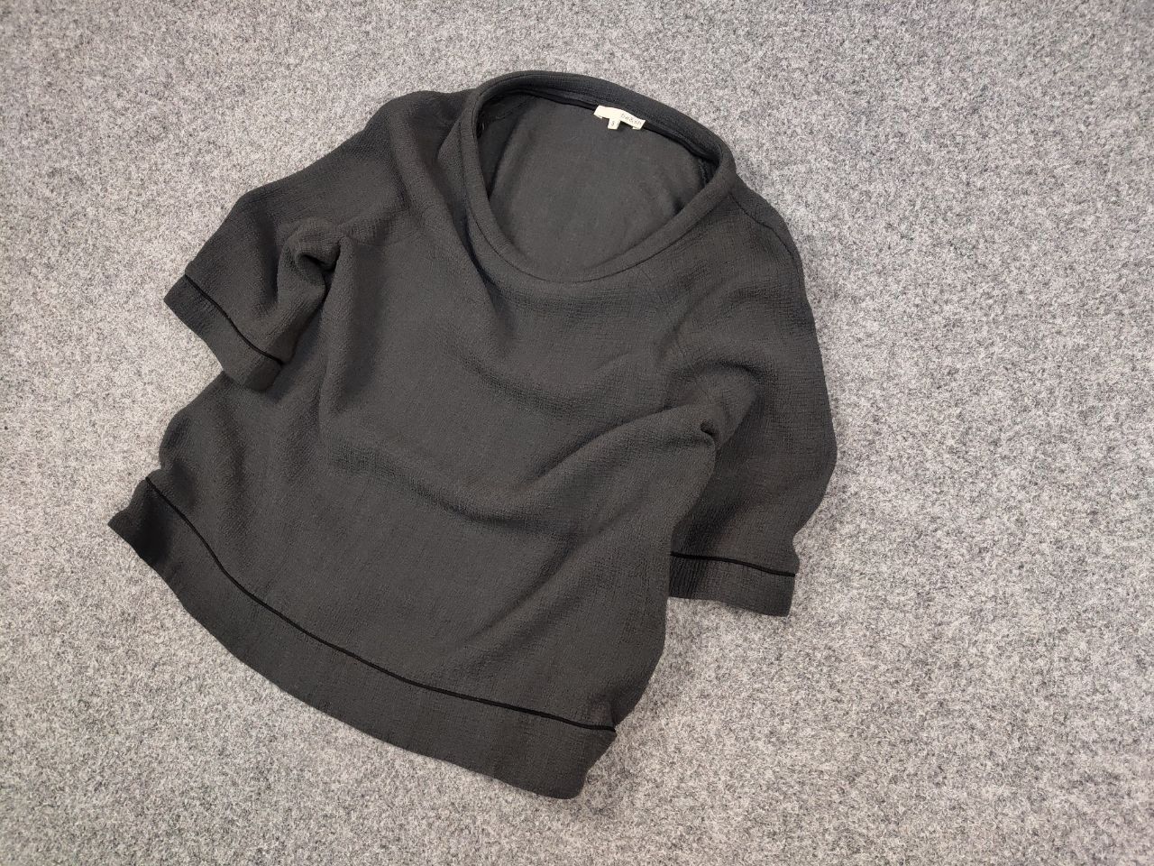ba&sh Ba&sh Wool Viscose Blend short sleeve Top Sweatshirt Size M / US 6-8 / IT 42-44 - 3 Thumbnail