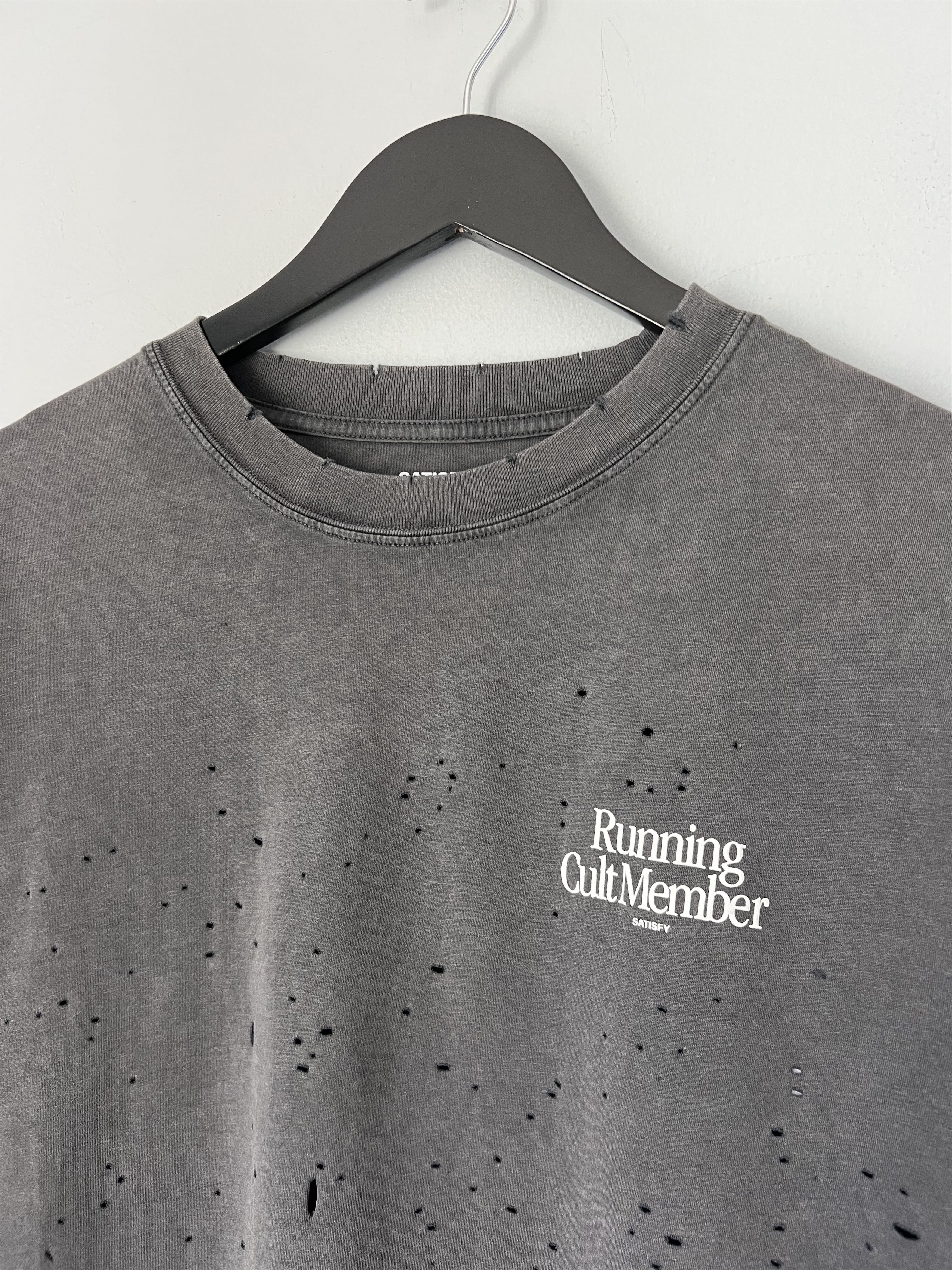 Satisfy Satisfy Running Cult Member Mothtech Tee in Black Size US L / EU 52-54 / 3 - 4 Thumbnail