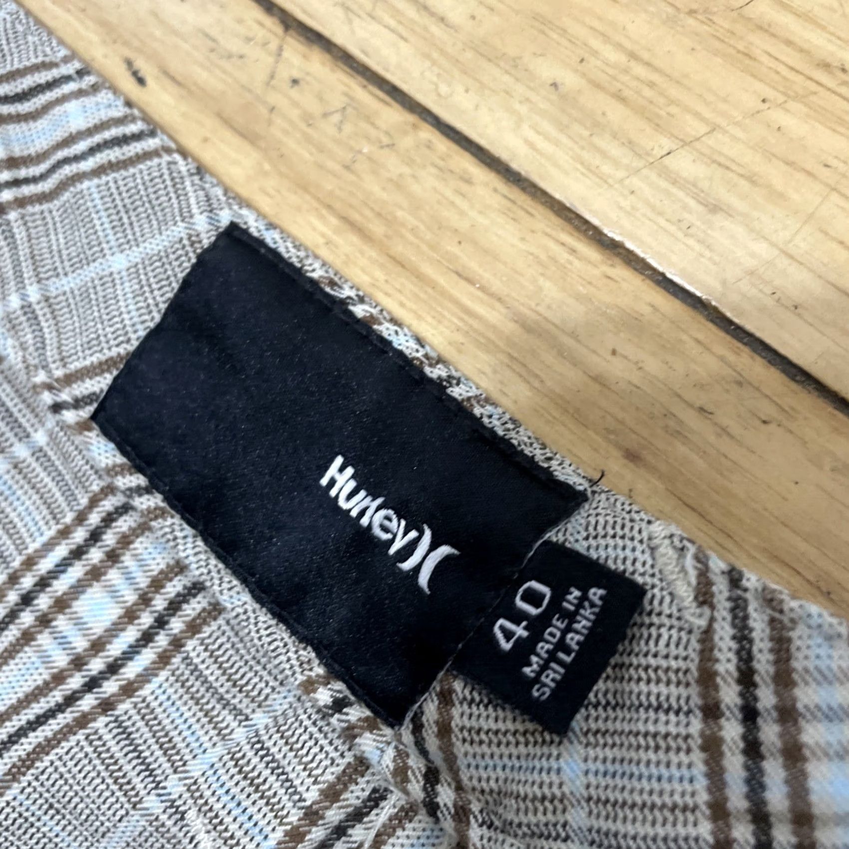 Hurley VINTAGE Hurley Shorts Men 40 Brown Plaid Beachy Light Preppy Y2k Streetwear Chino Size US 40 / EU 56 - 4 Thumbnail