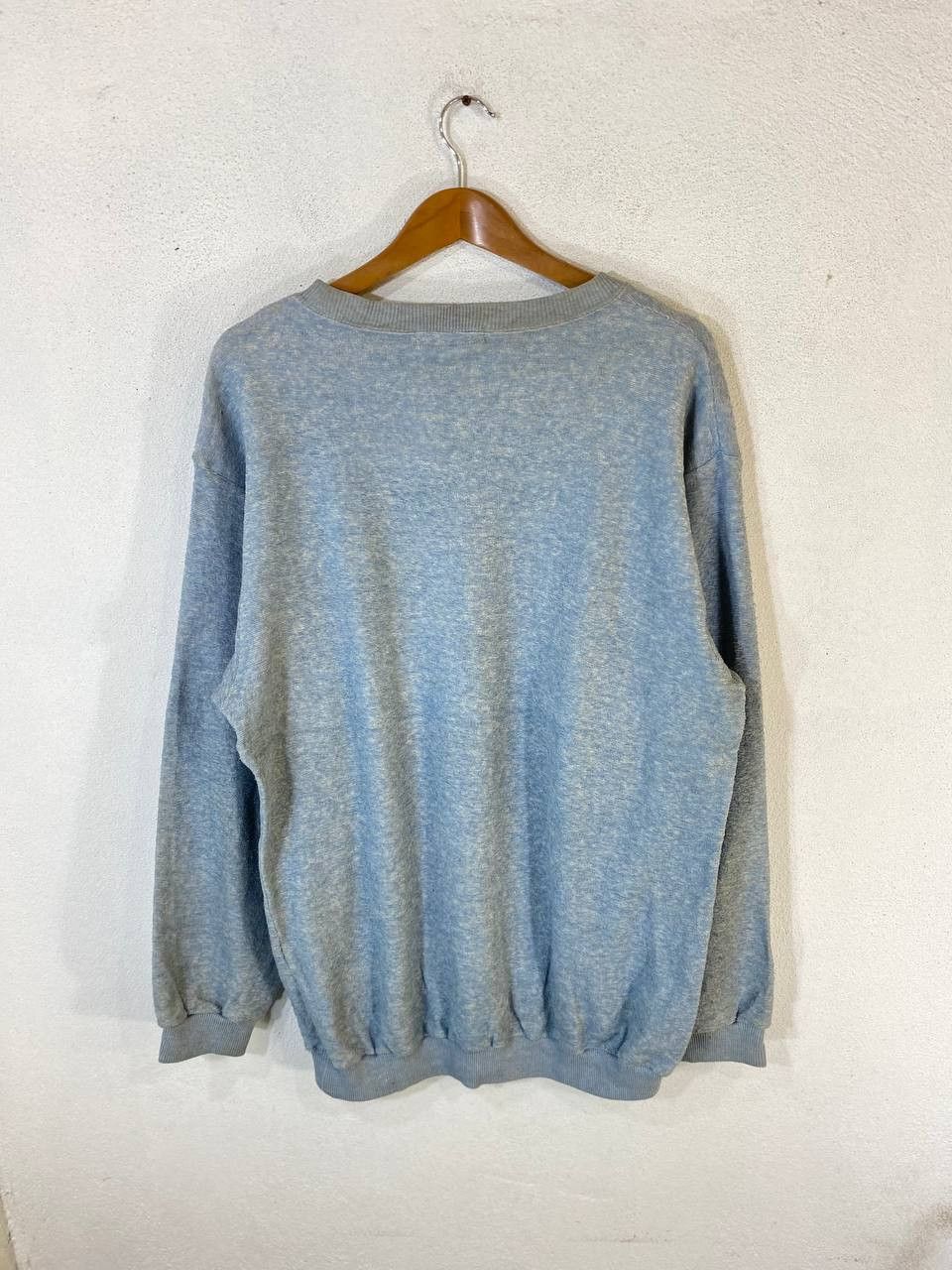 Lyle & Scott vintage lyle & scott sweatshirt embroided logo Size US L / EU 52-54 / 3 - 7 Thumbnail