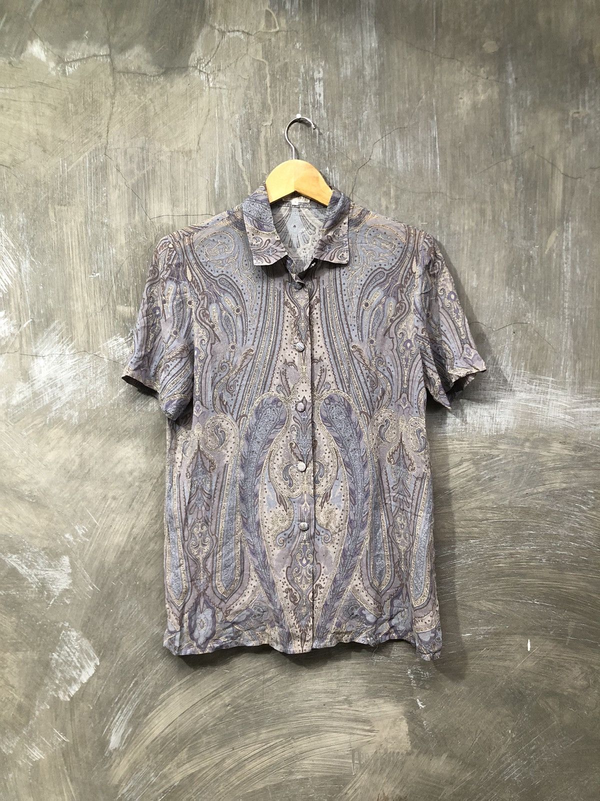 Burberry Vintage Burberrys Button Up Shirt Size M / US 6-8 / IT 42-44 - 1 Thumbnail