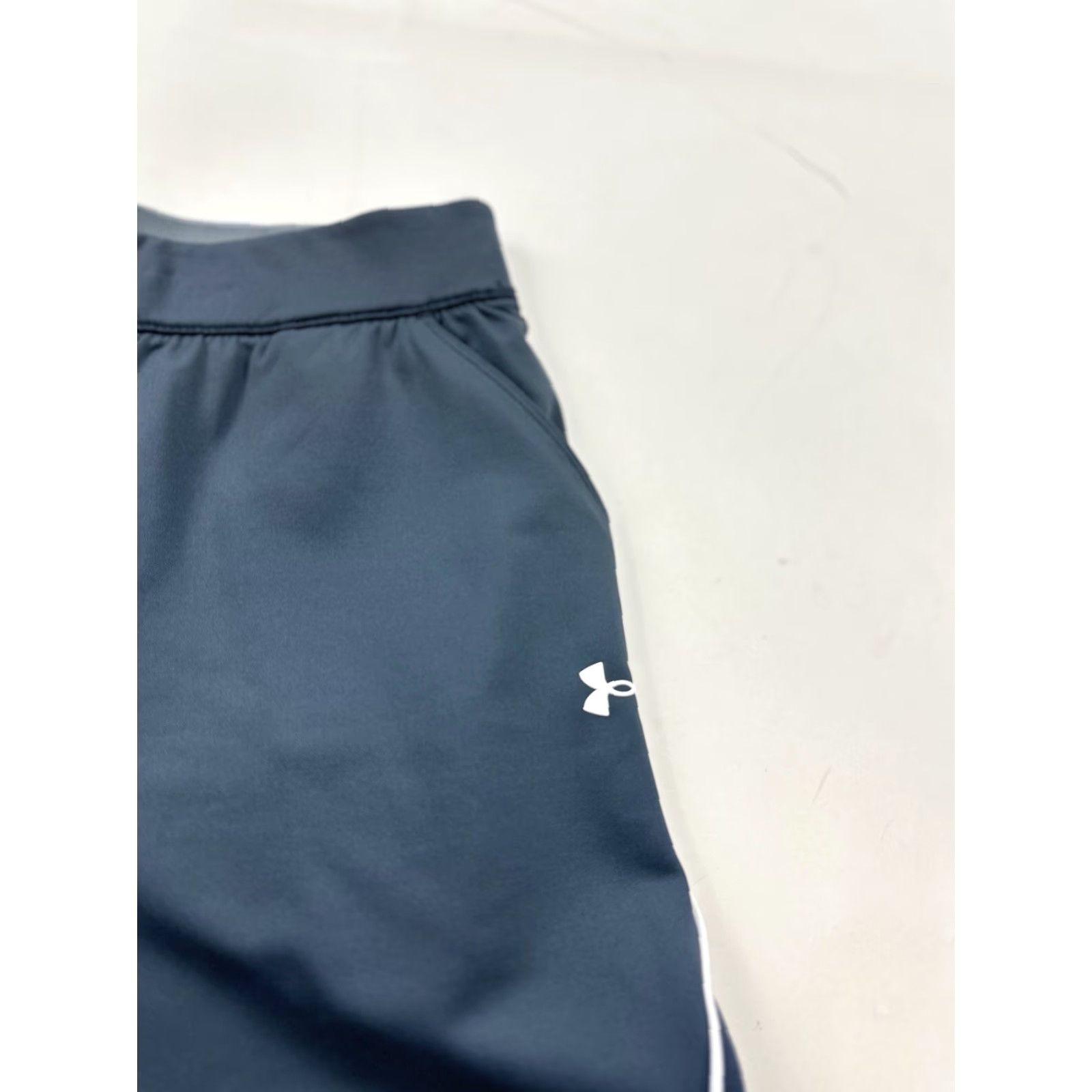 Under Armour Under Armour Sweatpants Women’s Small Gray Athletic Jogger Activewear NWT Size 28" / US 6 / IT 42 - 4 Thumbnail