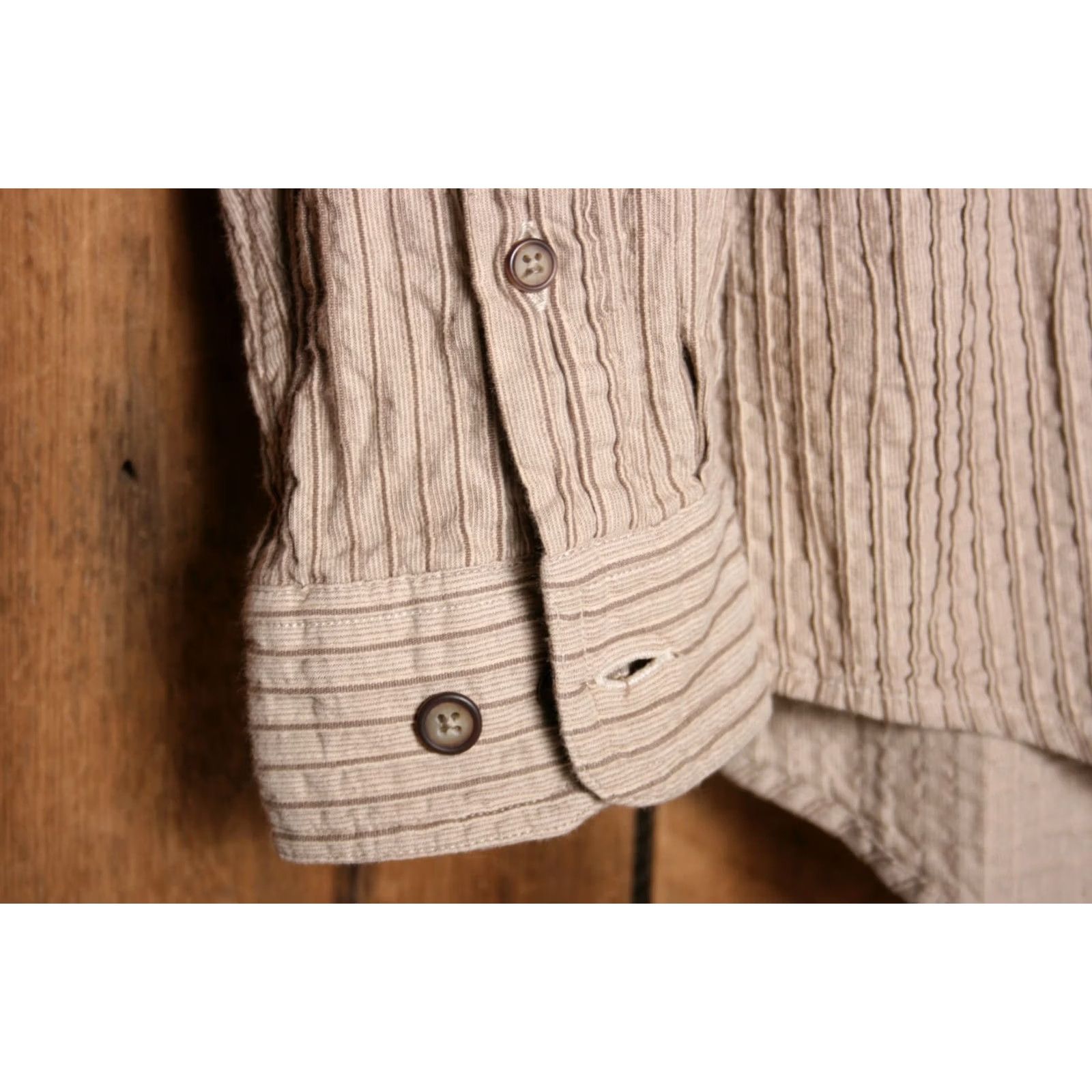 The Territory Ahead VINTAGE Territory Ahead Tan Stripe Textured Cotton Button Front Shirt L Mens Size US L / EU 52-54 / 3 - 4 Thumbnail